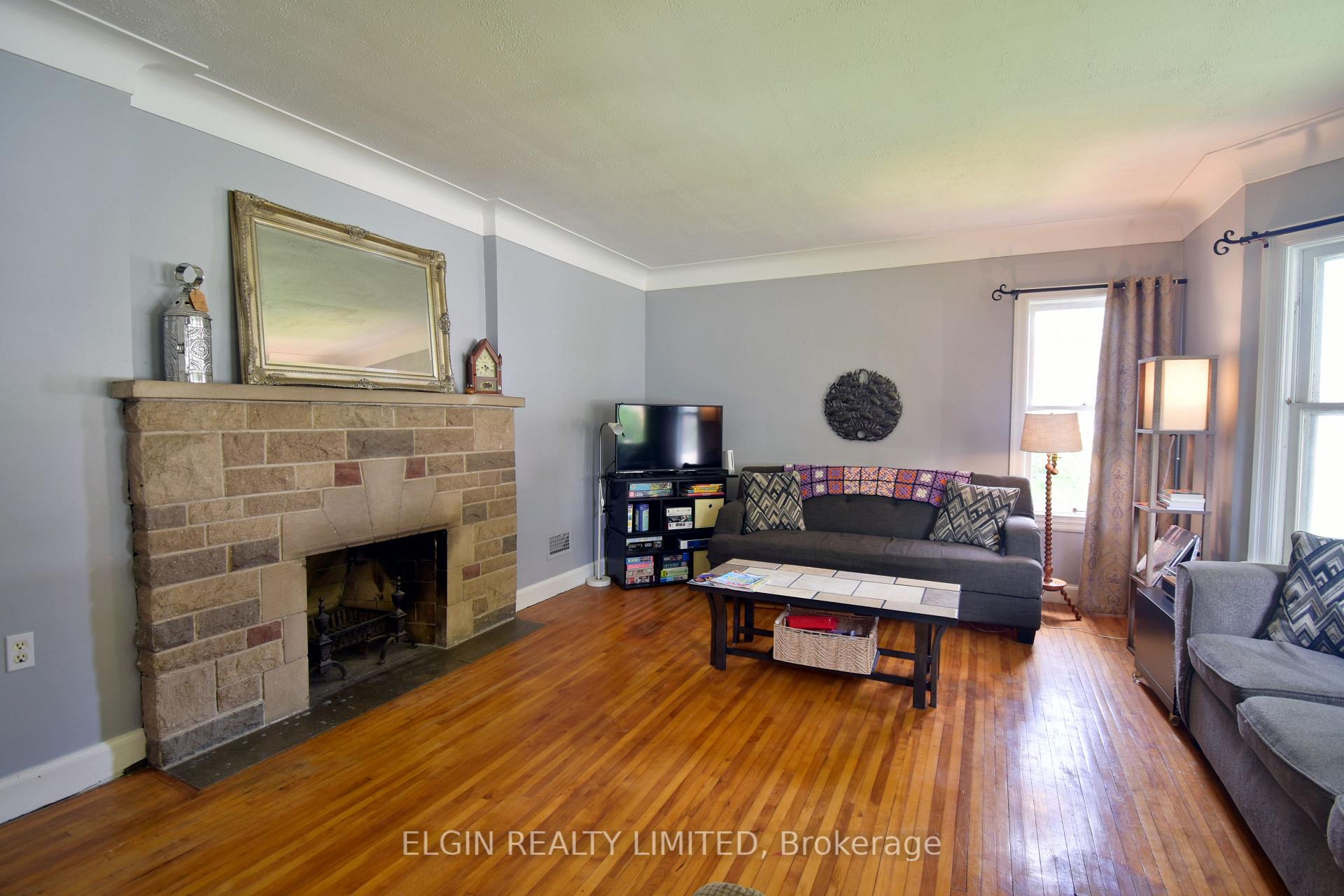 Photo 11 of 145 Wilson Avenue, St. Thomas — HOMEH