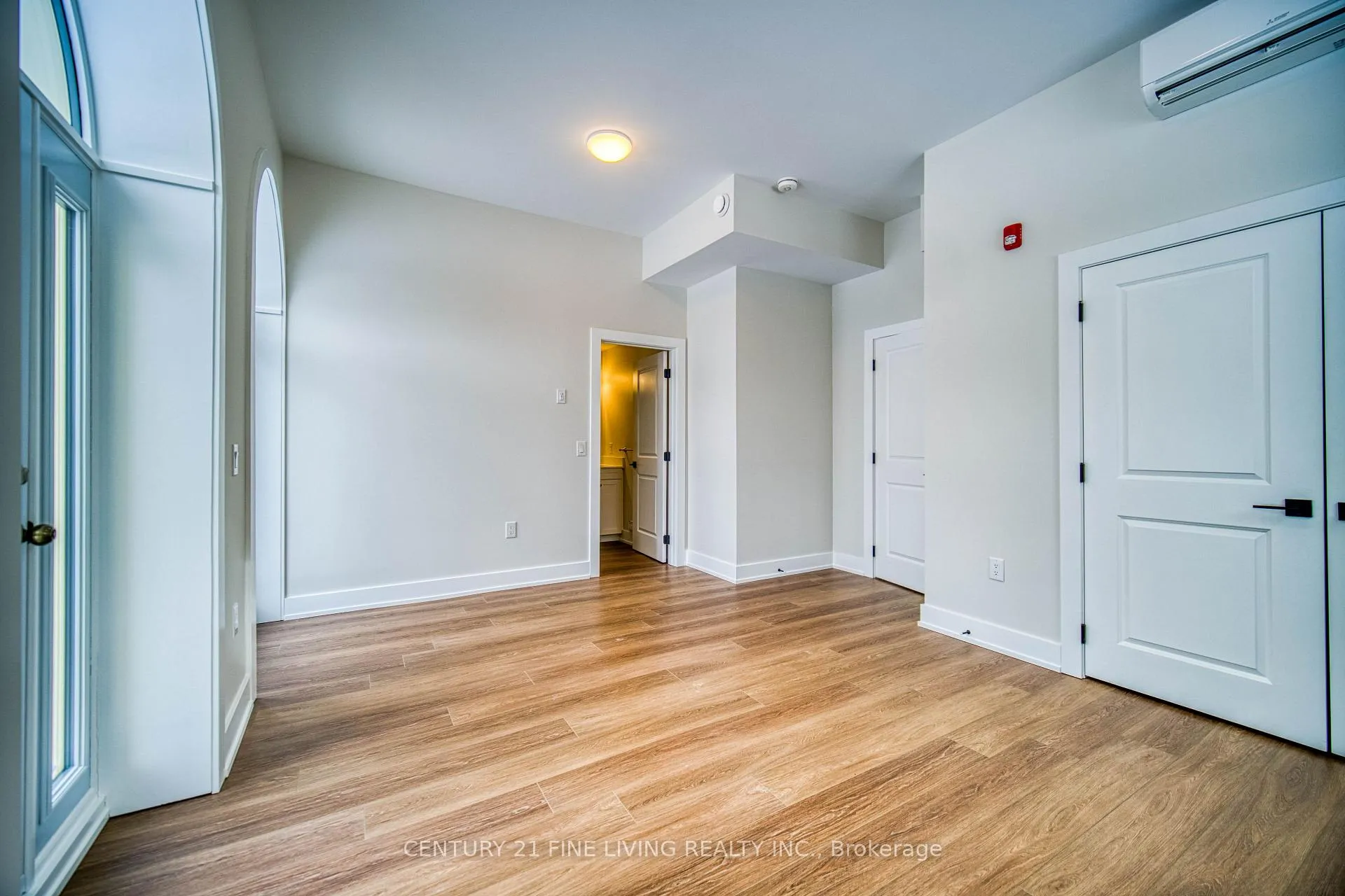 Photo 9 of 1614 Ridge Road E, Oro-Medonte, Hawkestone — HOMEH