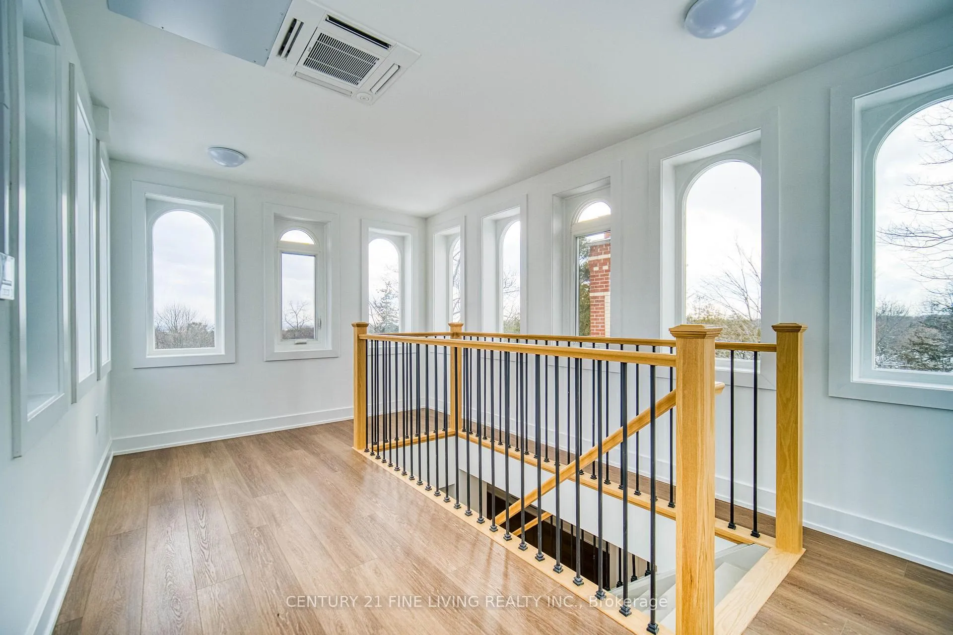 Photo 19 of 1614 Ridge Road E, Oro-Medonte, Hawkestone — HOMEH