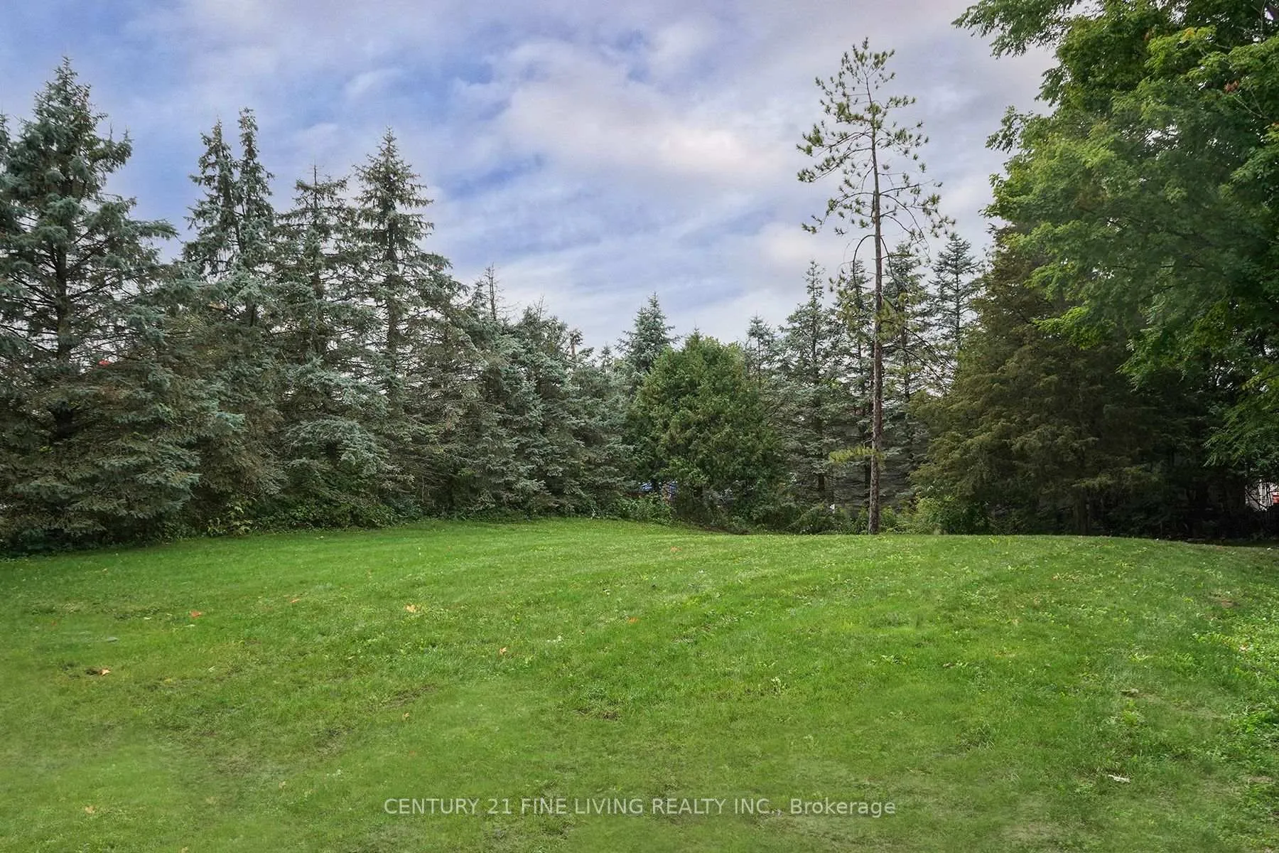 Photo 27 of 1614 Ridge Road E, Oro-Medonte, Hawkestone — HOMEH