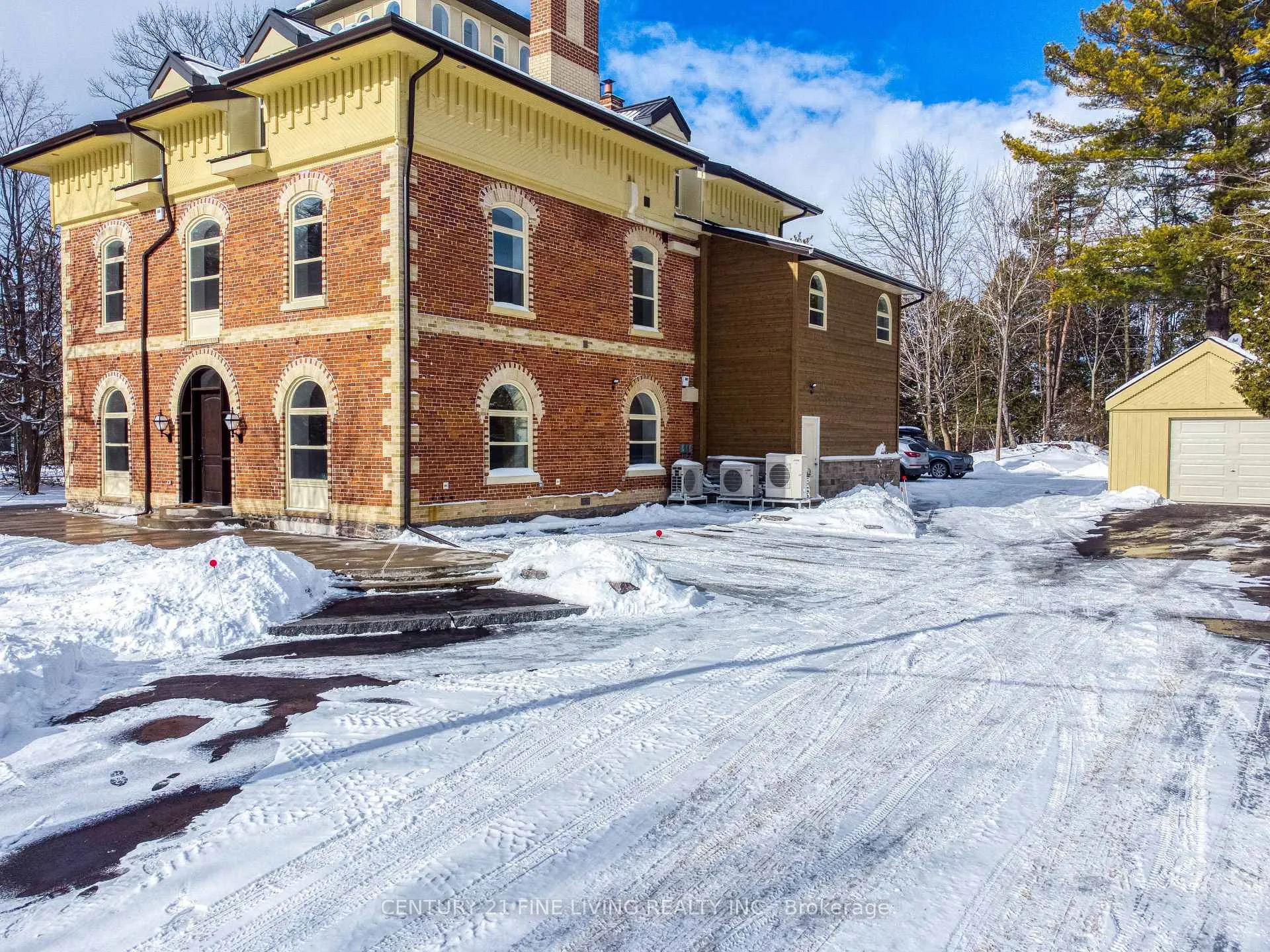 Photo 33 of 1614 Ridge Road E, Oro-Medonte, Hawkestone — HOMEH