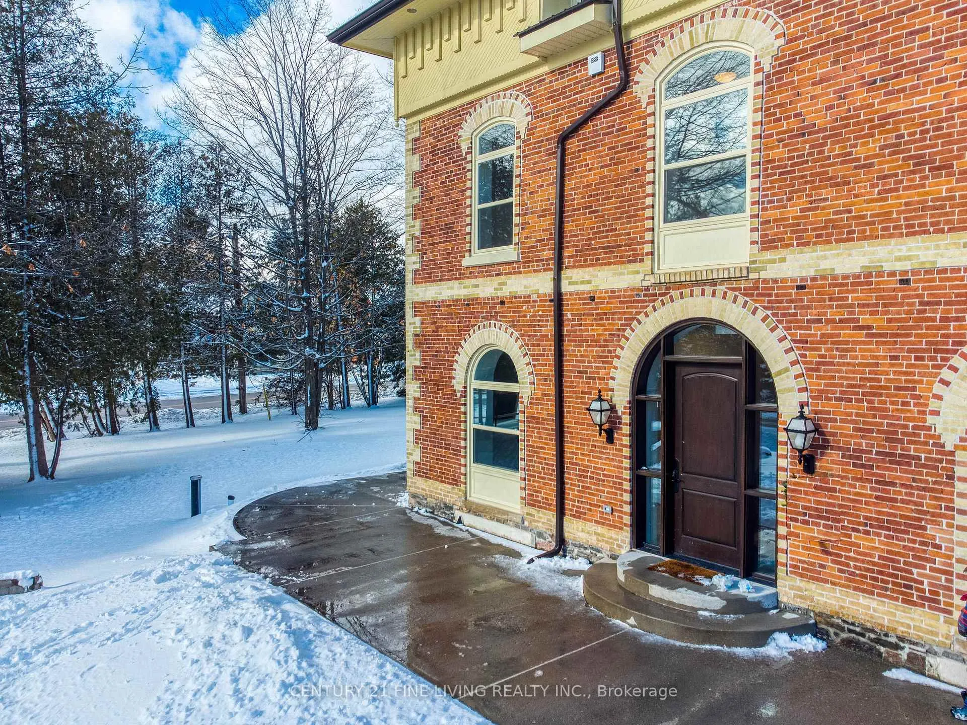 Photo 34 of 1614 Ridge Road E, Oro-Medonte, Hawkestone — HOMEH