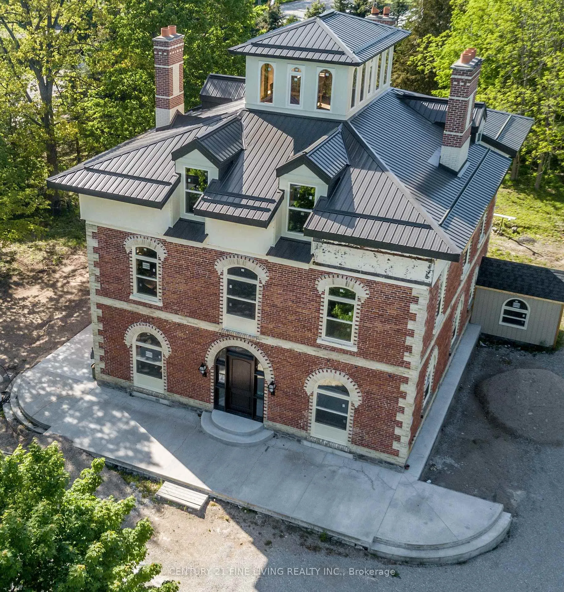 Photo 35 of 1614 Ridge Road E, Oro-Medonte, Hawkestone — HOMEH