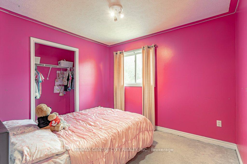 Photo 13 of 65 Edward Street, St. Thomas — HOMEH