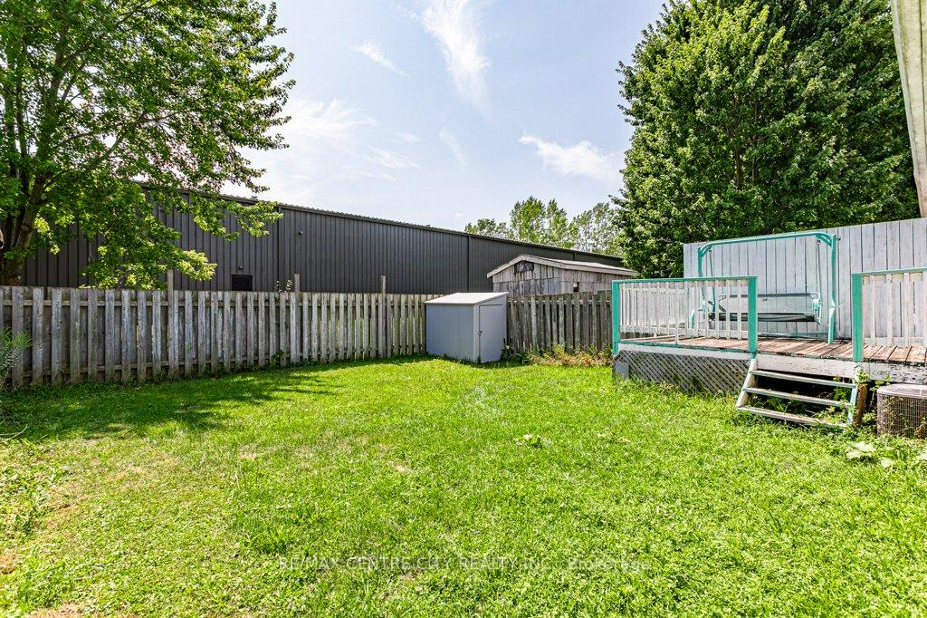 Photo 20 of 65 Edward Street, St. Thomas — HOMEH