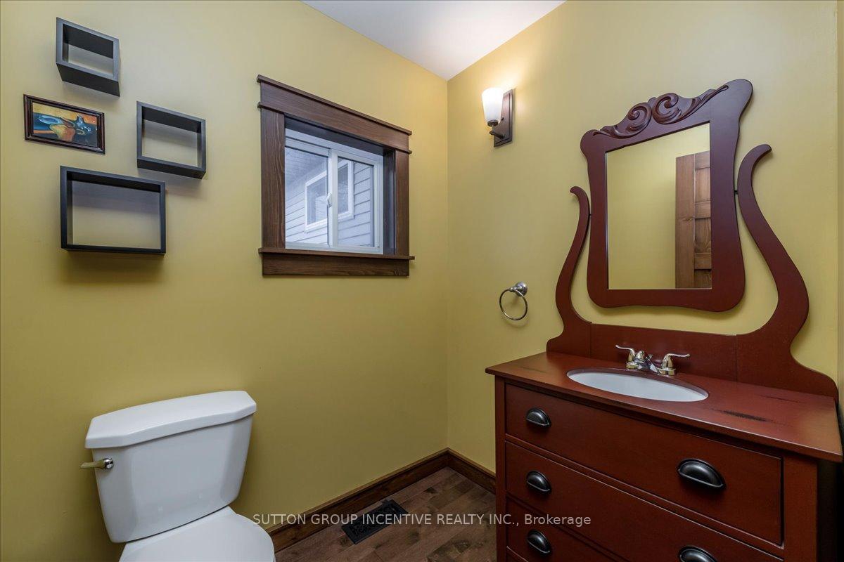 Photo 7 of 2084 Sunnidale Road, Springwater, Rural Springwater — HOMEH