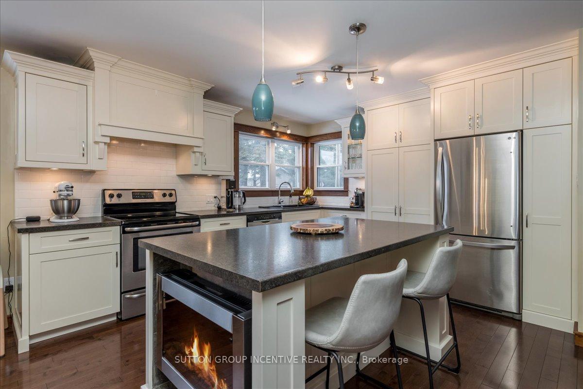 Photo 13 of 2084 Sunnidale Road, Springwater, Rural Springwater — HOMEH