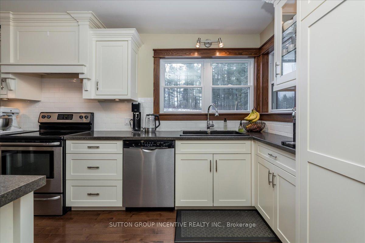 Photo 15 of 2084 Sunnidale Road, Springwater, Rural Springwater — HOMEH