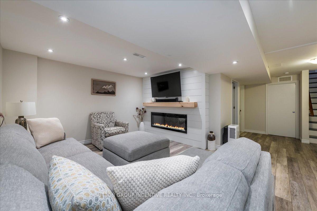 Photo 25 of 2084 Sunnidale Road, Springwater, Rural Springwater — HOMEH