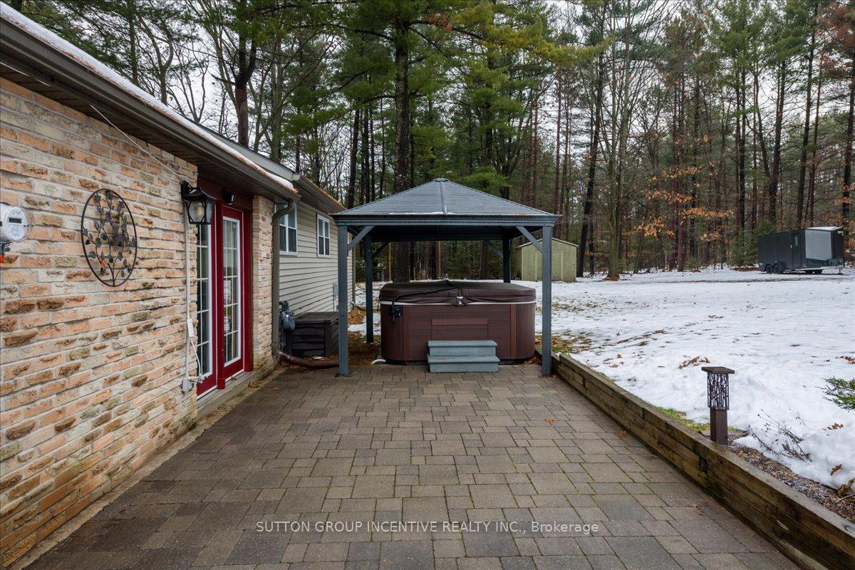 Photo 29 of 2084 Sunnidale Road, Springwater, Rural Springwater — HOMEH