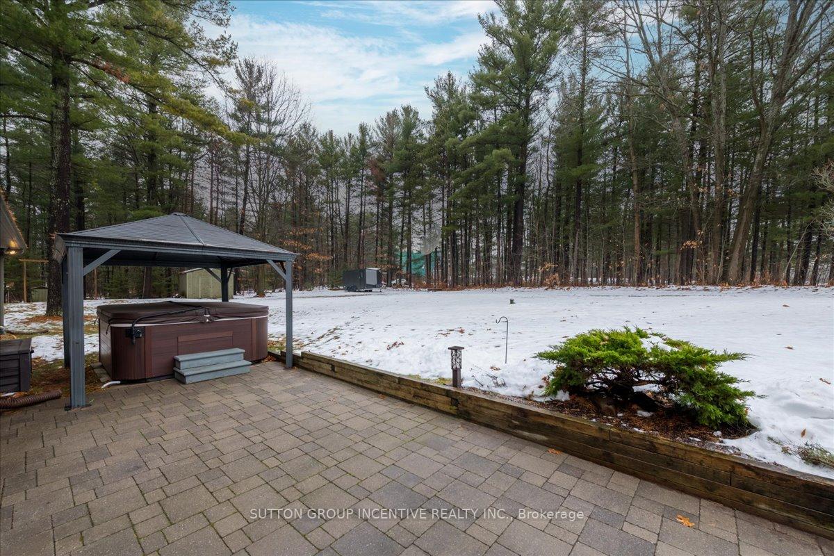 Photo 30 of 2084 Sunnidale Road, Springwater, Rural Springwater — HOMEH