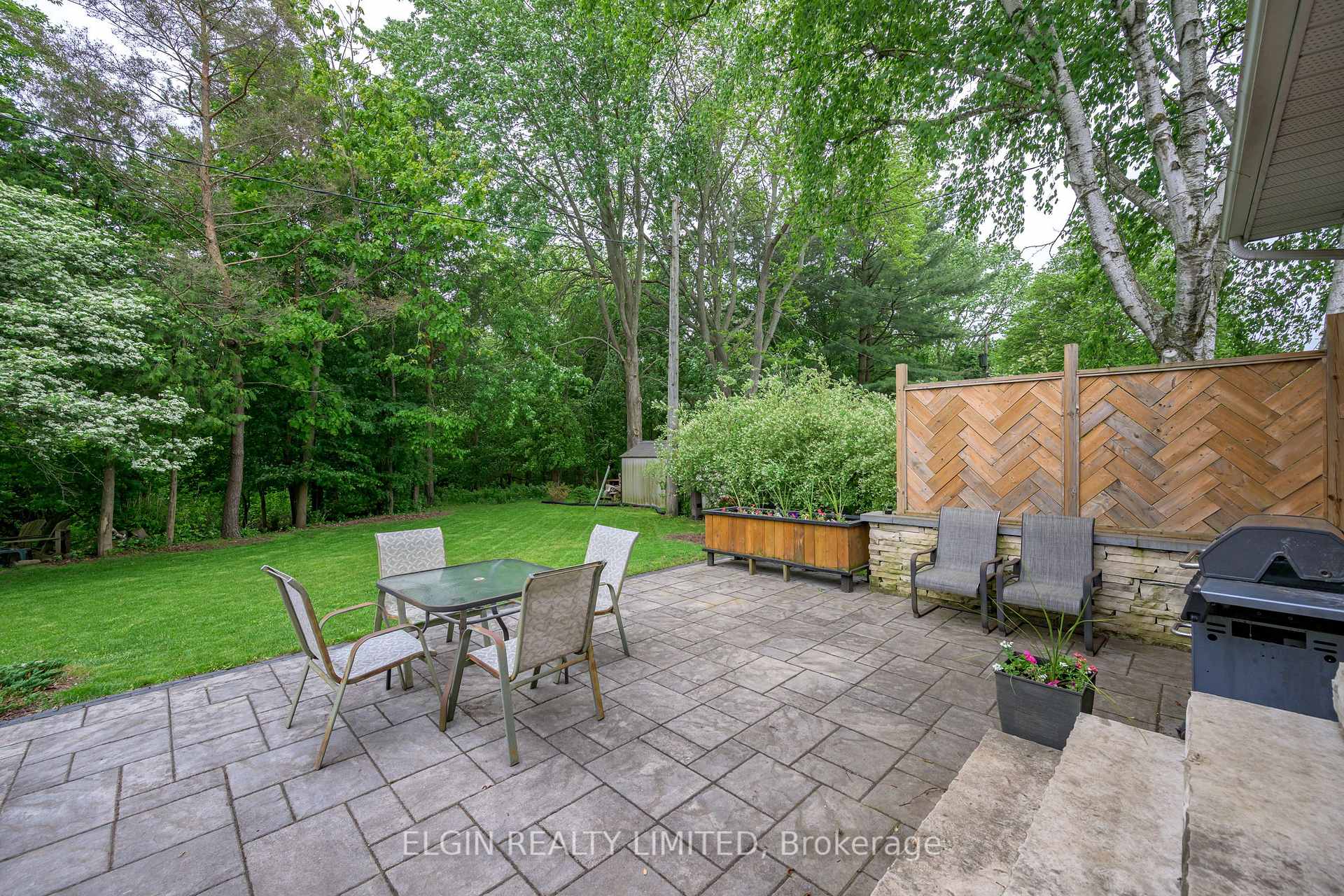 Photo 7 of 17 Glanworth Avenue, St. Thomas — HOMEH