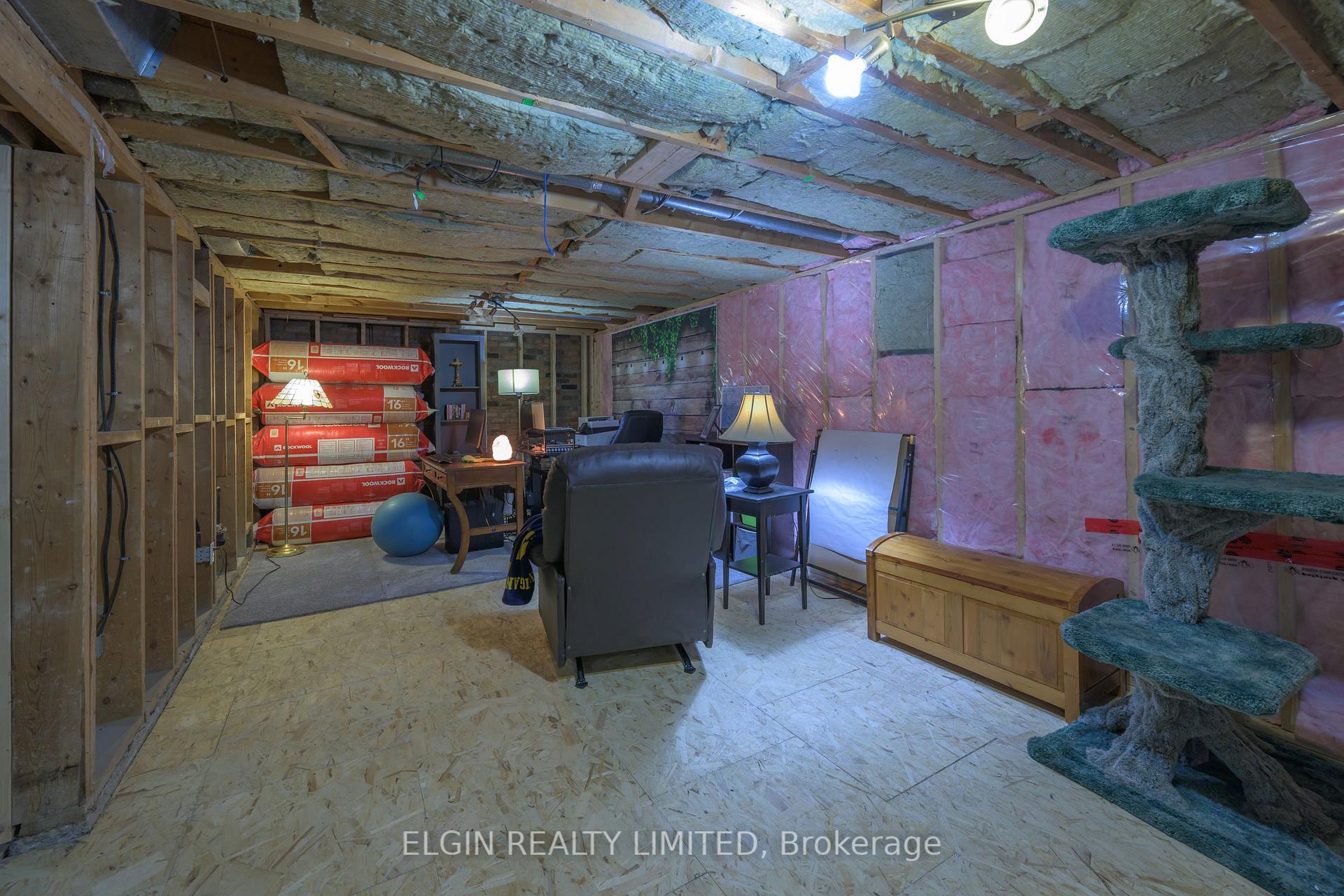Photo 43 of 17 Glanworth Avenue, St. Thomas — HOMEH