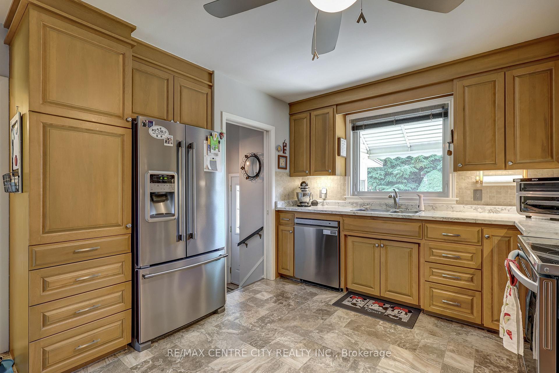 Photo 15 of 9 Pullen Avenue, St. Thomas — HOMEH