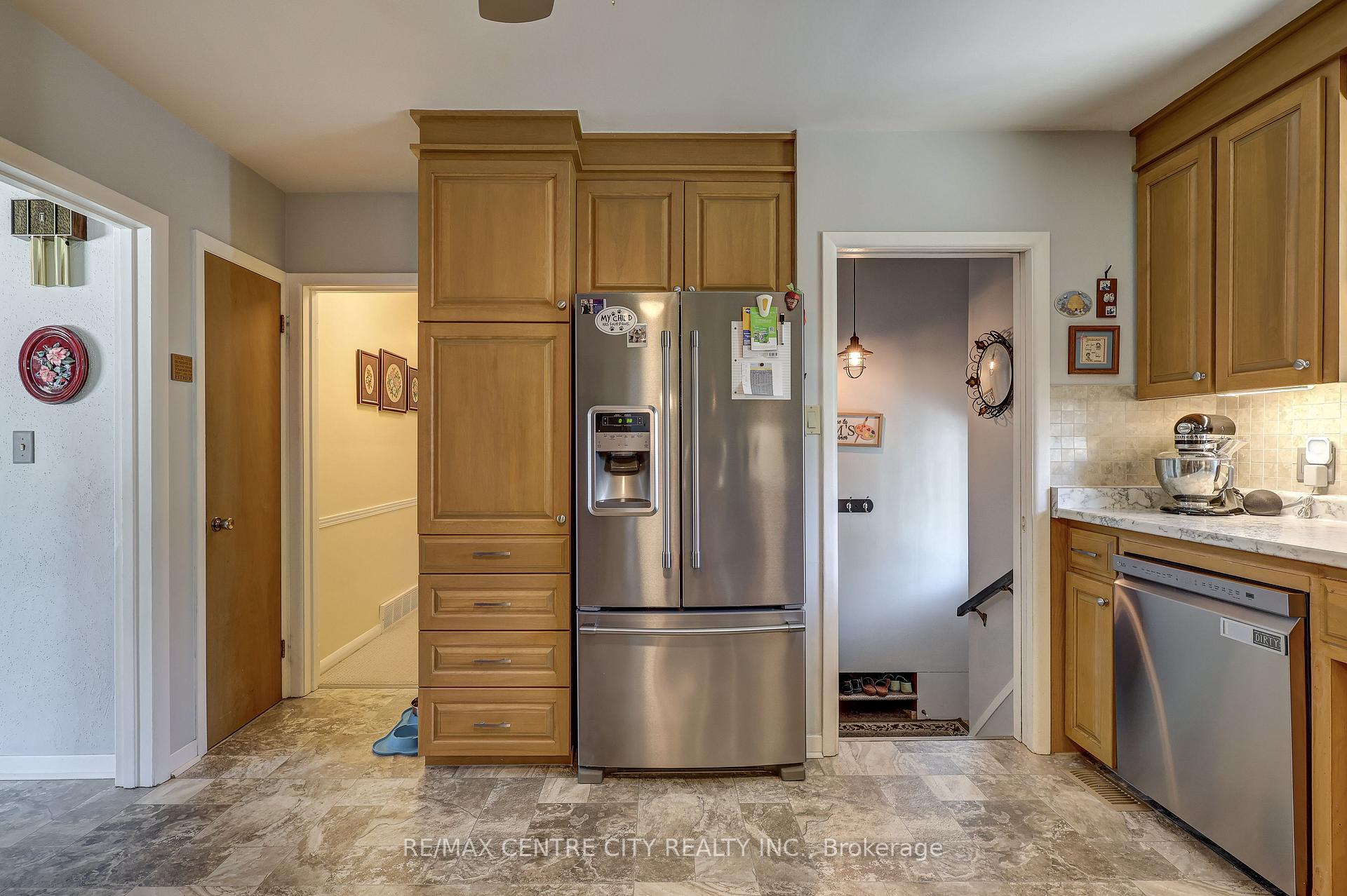 Photo 18 of 9 Pullen Avenue, St. Thomas — HOMEH