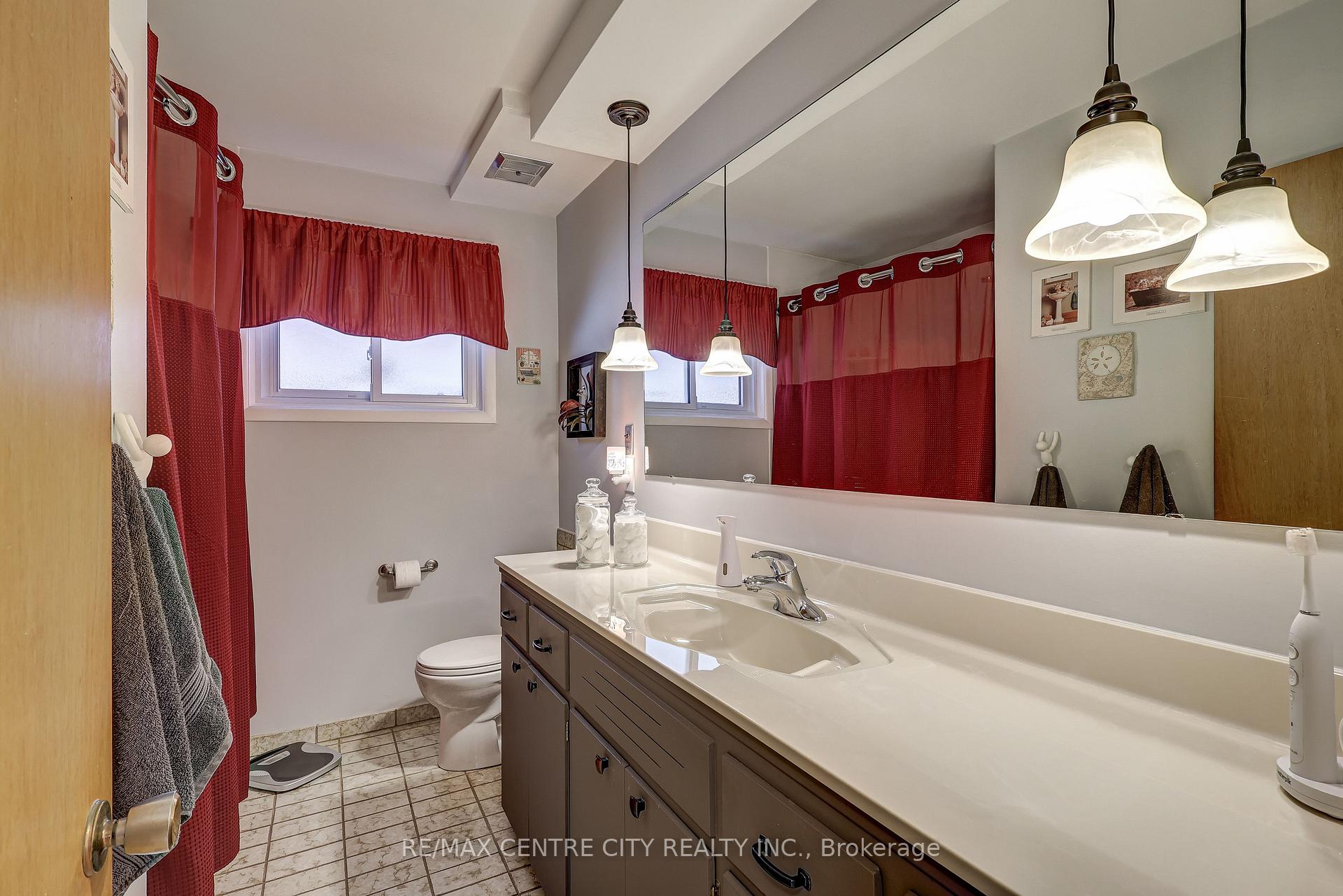 Photo 25 of 9 Pullen Avenue, St. Thomas — HOMEH