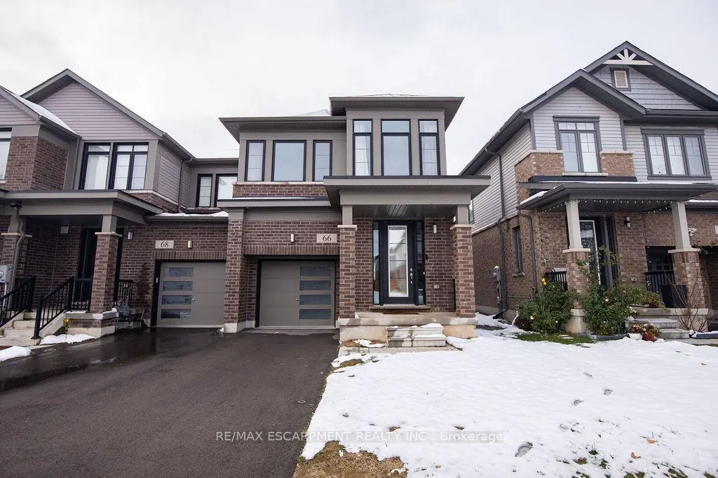 Photo 3 of 66 Freedom Crescent, Hamilton, Airport Employment Area — HOMEH