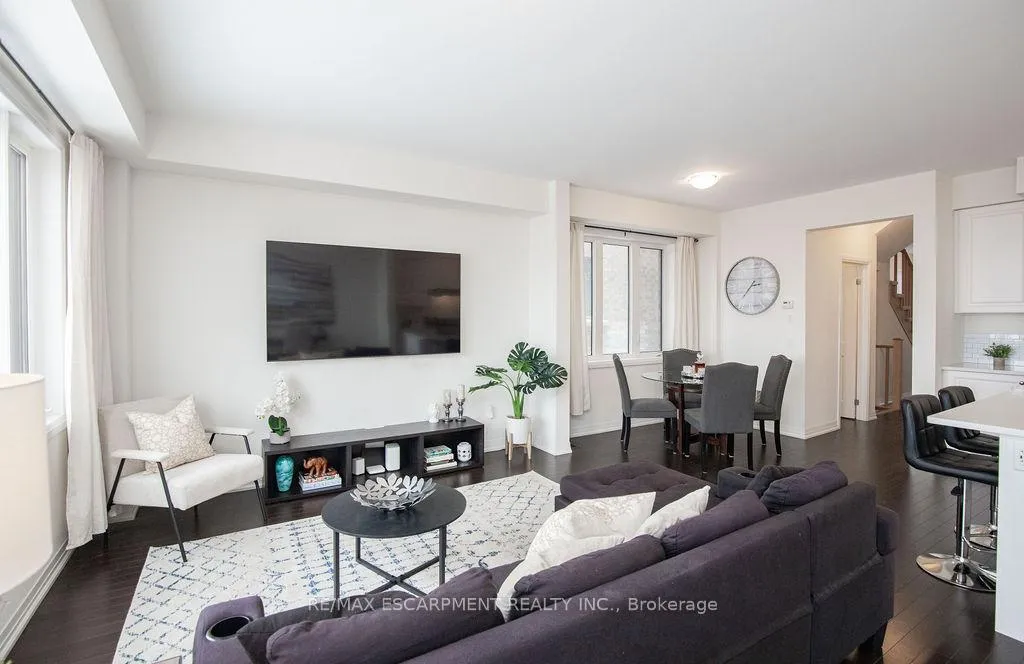 Photo 20 of 66 Freedom Crescent, Hamilton, Airport Employment Area — HOMEH