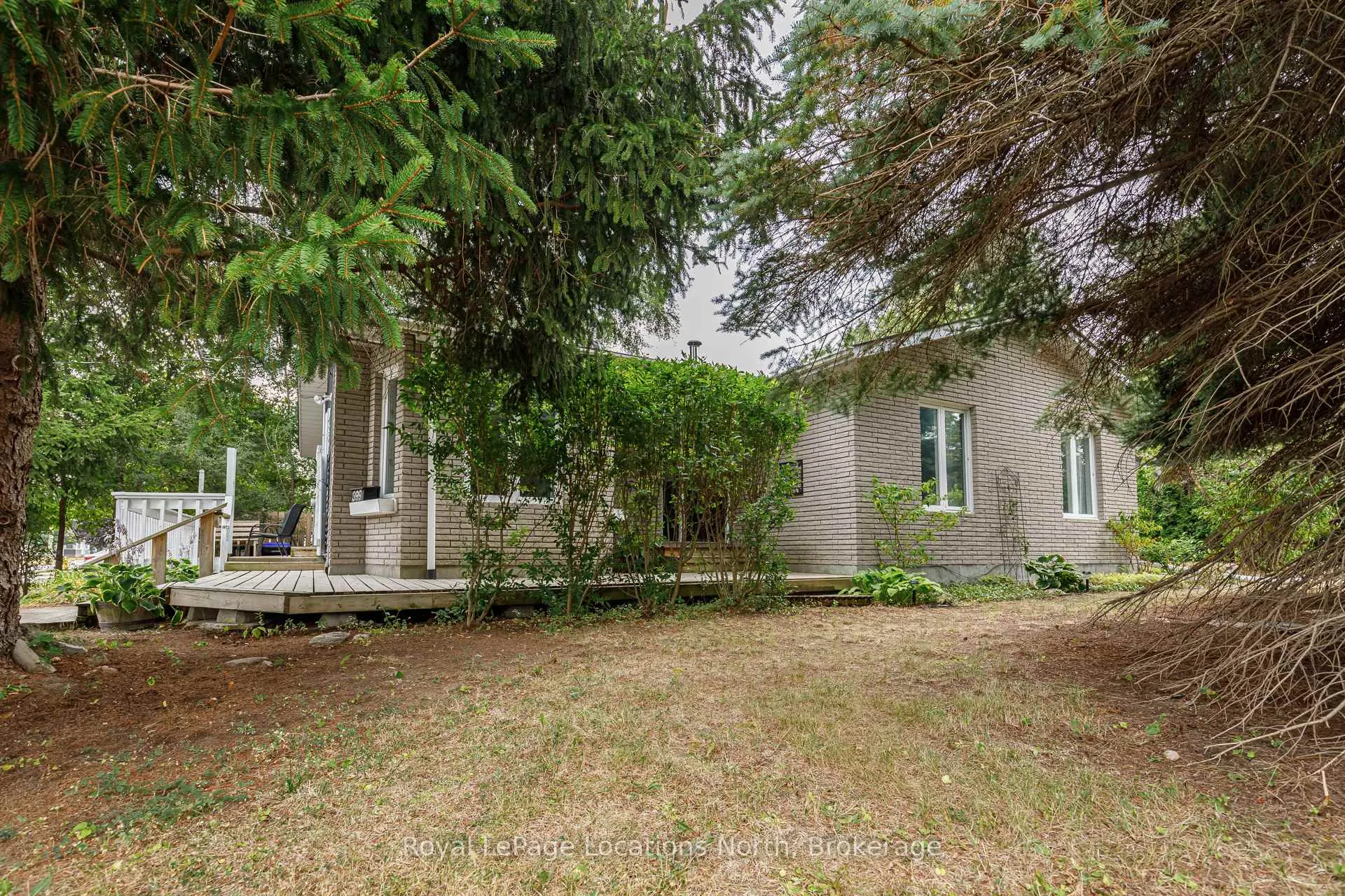 Photo 3 of 399 Spruce Street, Collingwood — HOMEH