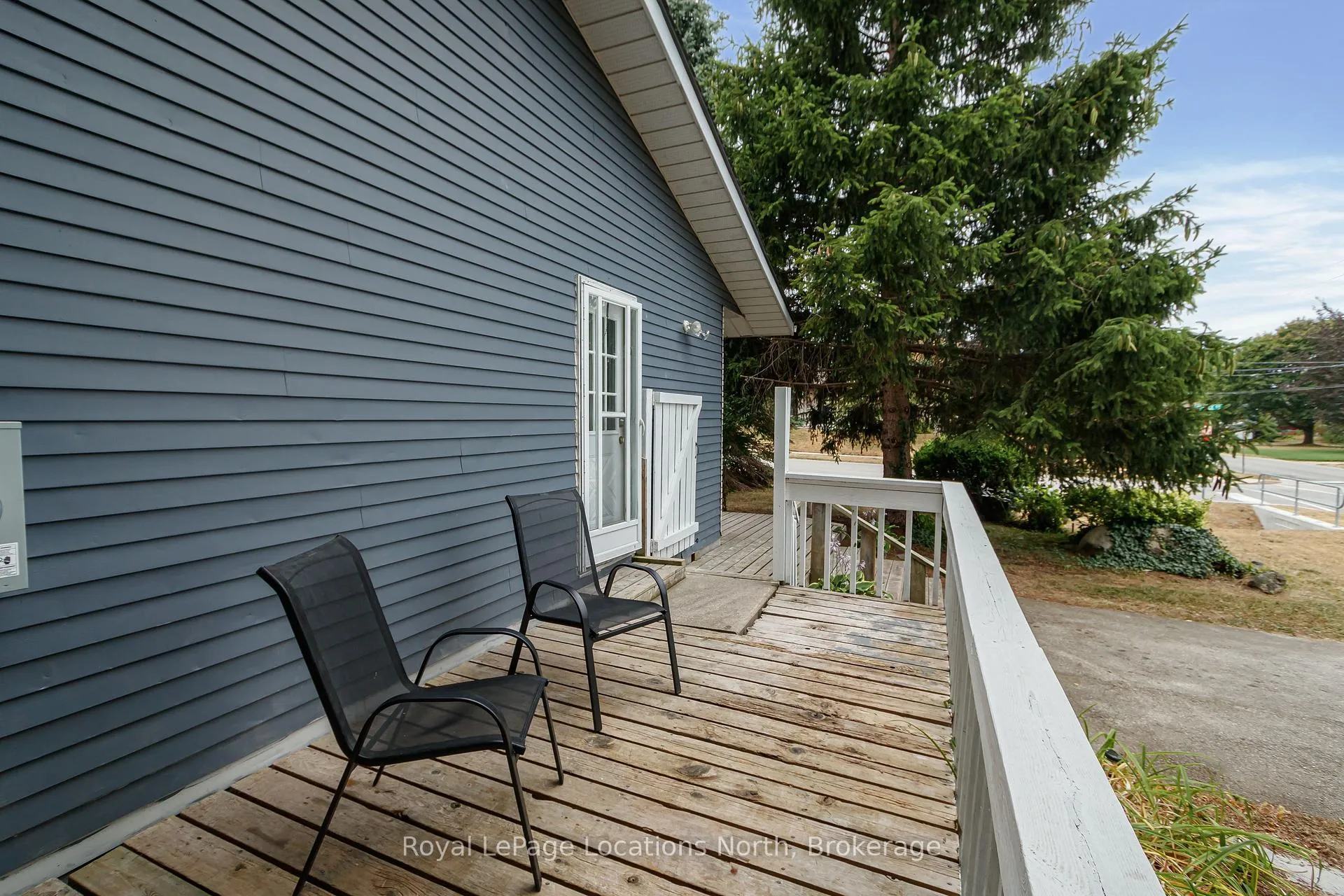 Photo 9 of 399 Spruce Street, Collingwood — HOMEH