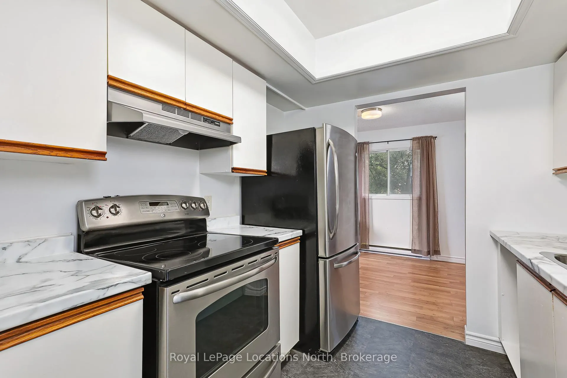 Photo 14 of 399 Spruce Street, Collingwood — HOMEH