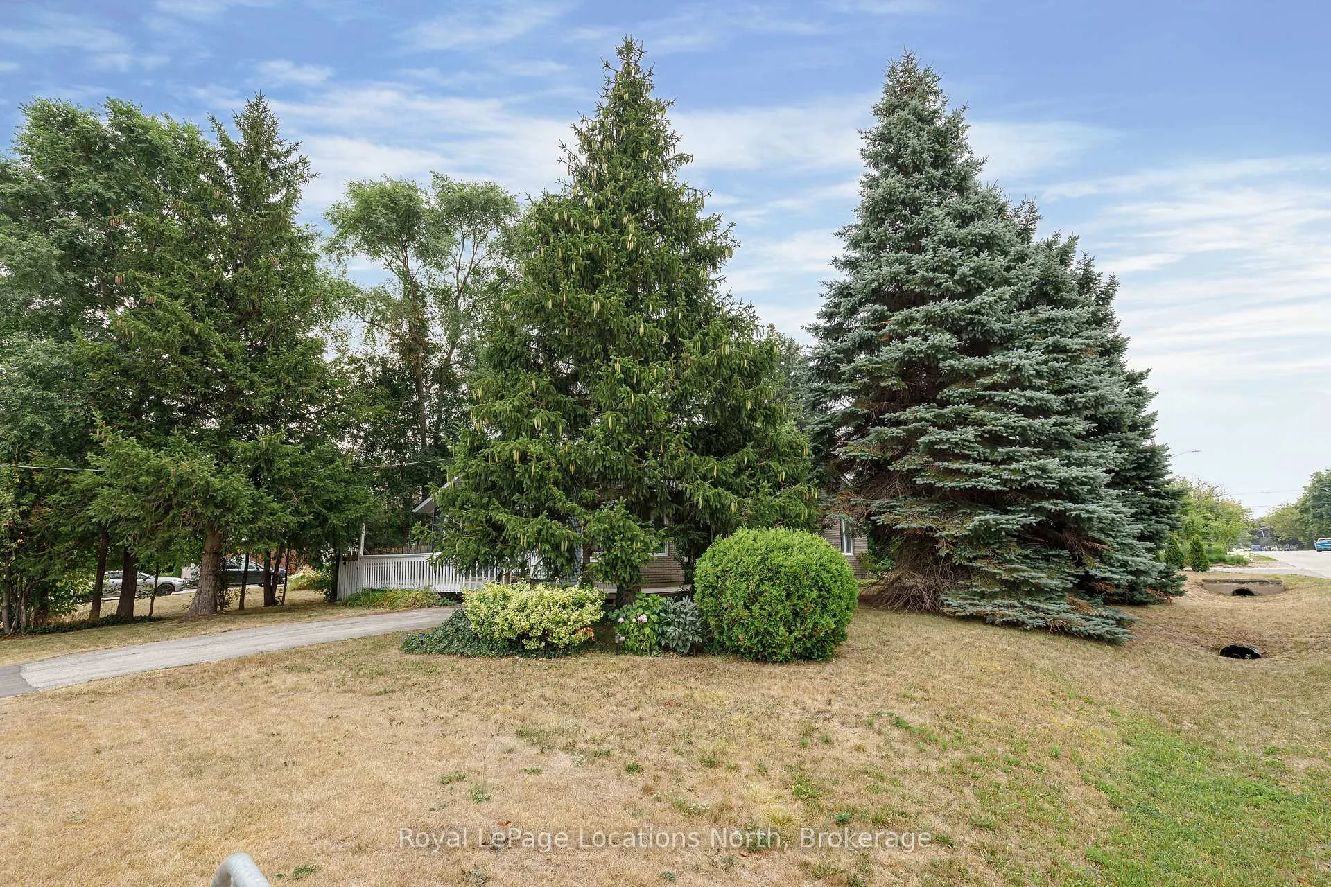 Photo 43 of 399 Spruce Street, Collingwood — HOMEH