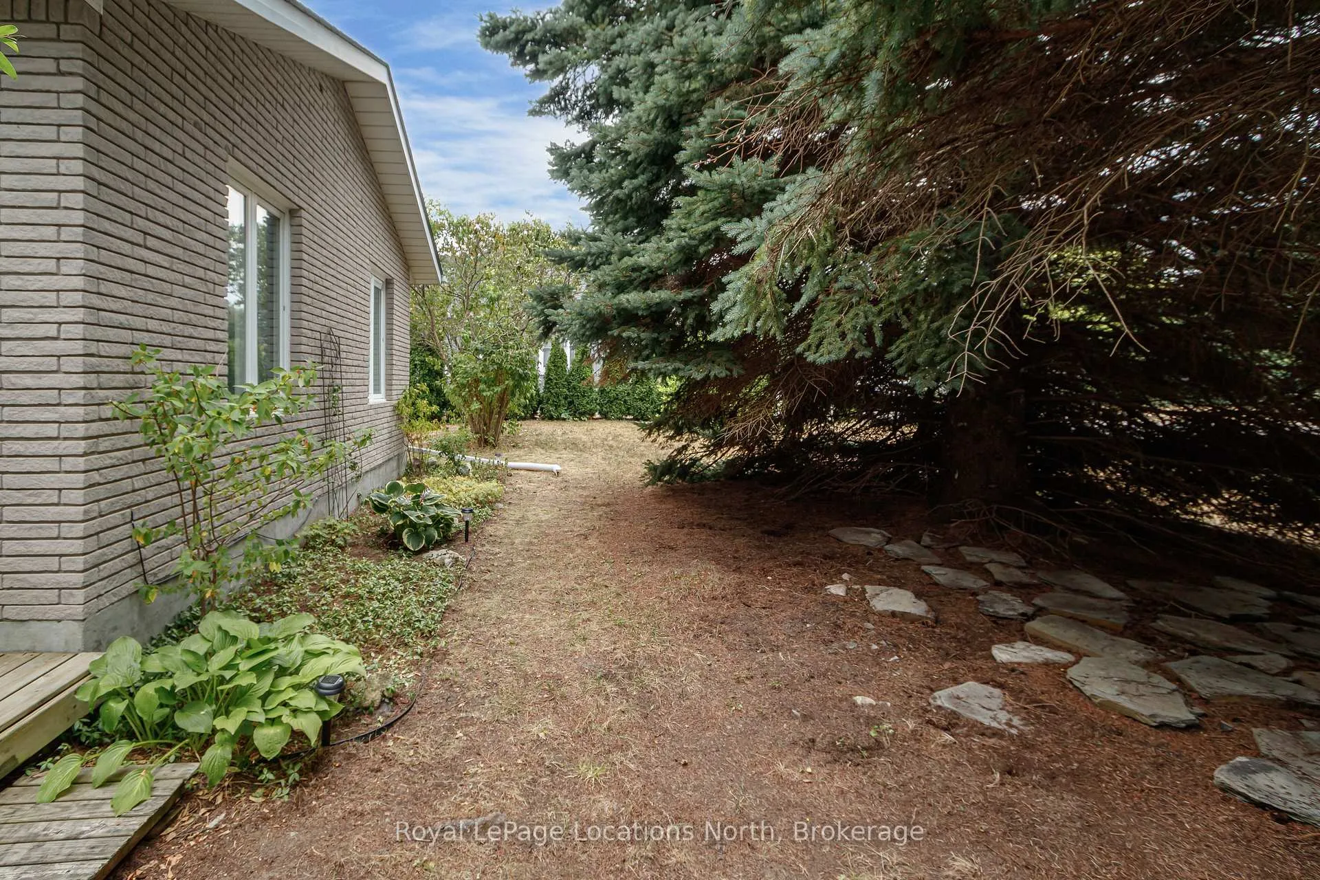 Photo 49 of 399 Spruce Street, Collingwood — HOMEH