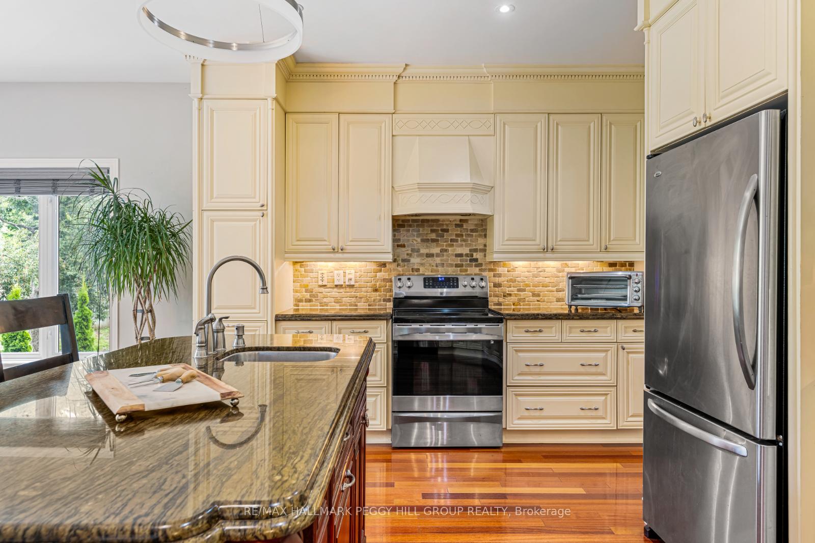 Photo 4 of 13 Bridle Trail, Springwater, Midhurst — HOMEH