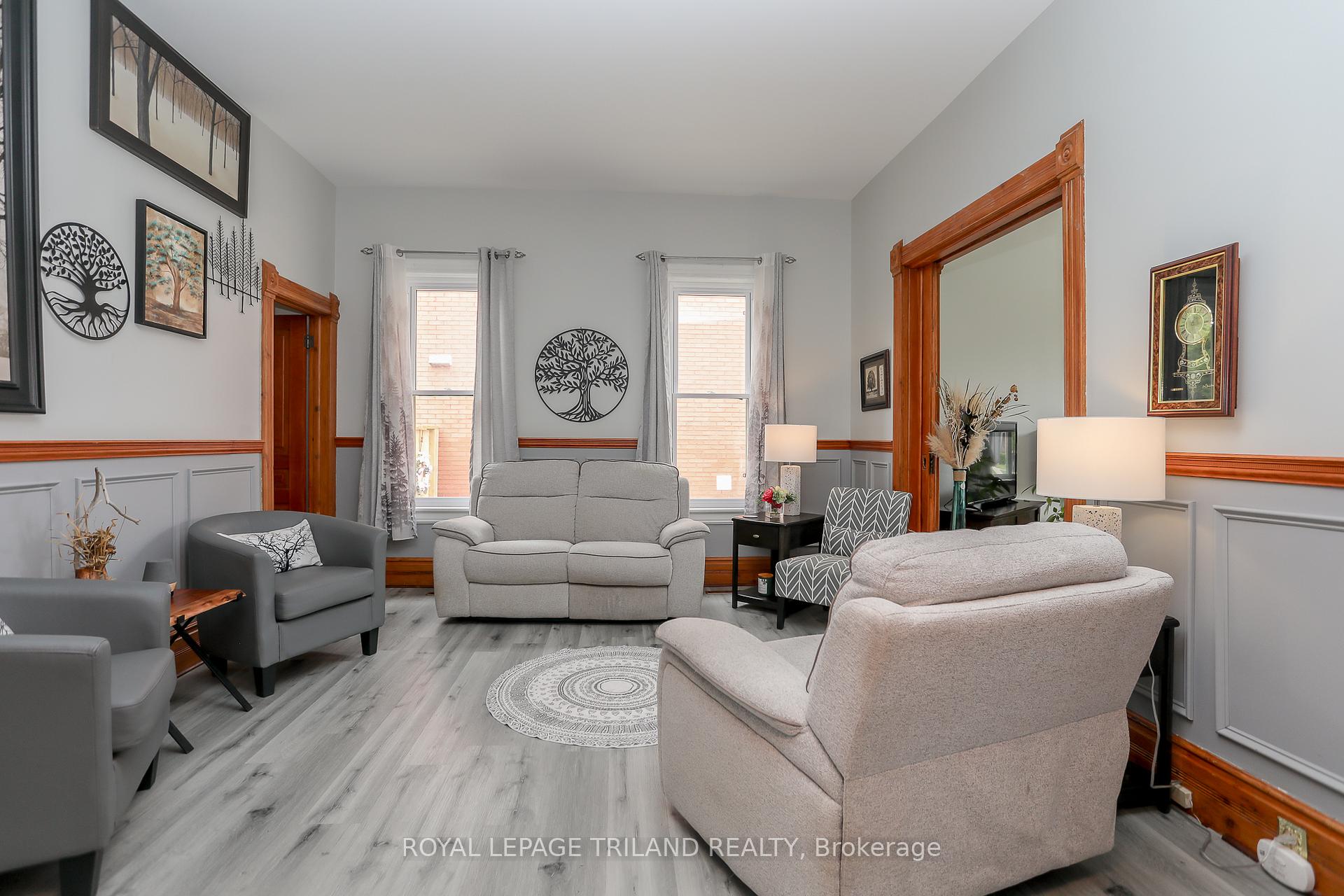 Photo 7 of 51 Locust Street, St. Thomas — HOMEH