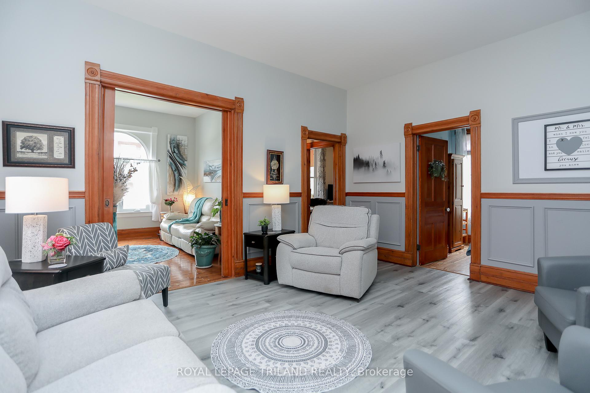 Photo 9 of 51 Locust Street, St. Thomas — HOMEH