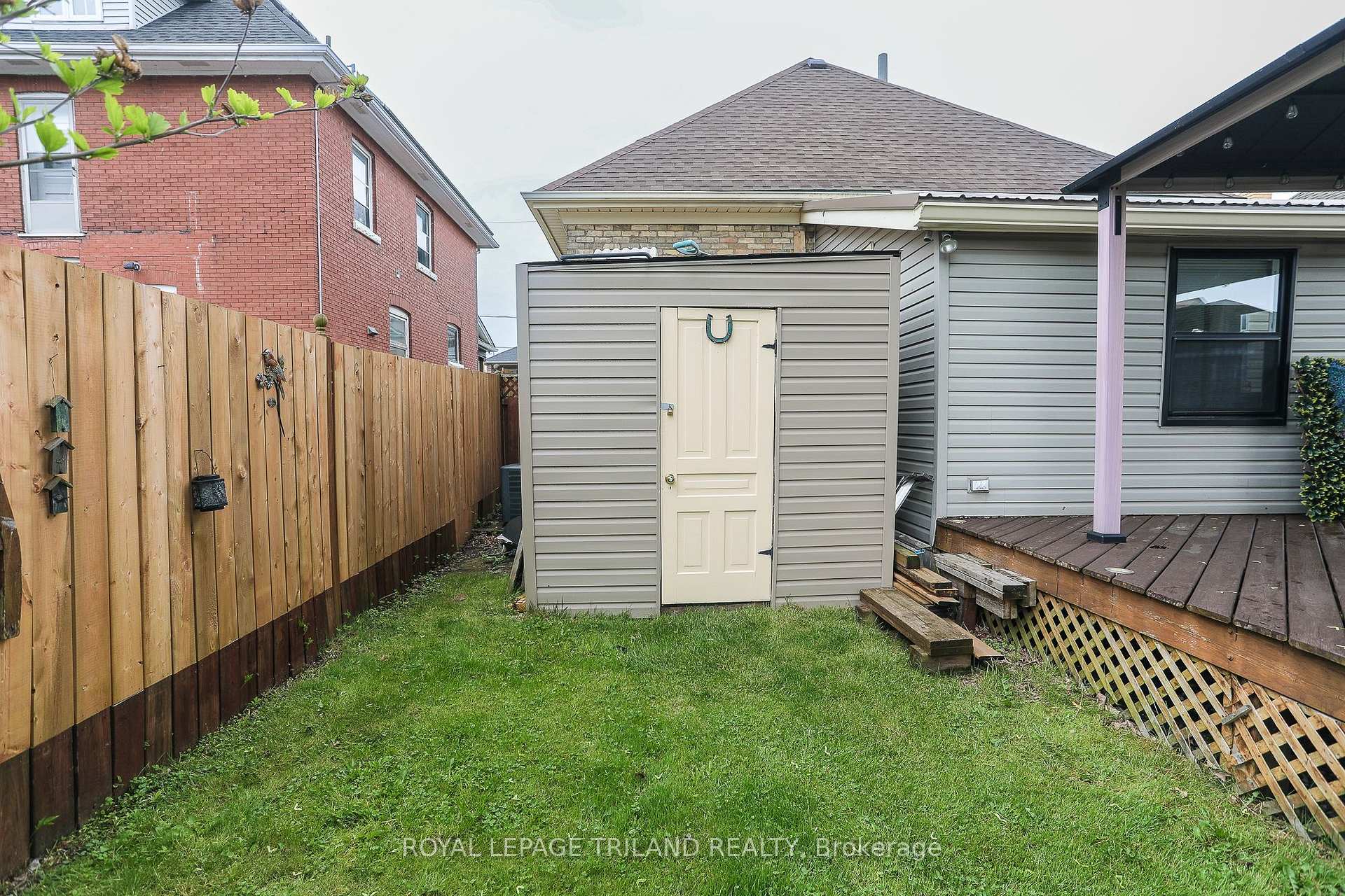Photo 32 of 51 Locust Street, St. Thomas — HOMEH