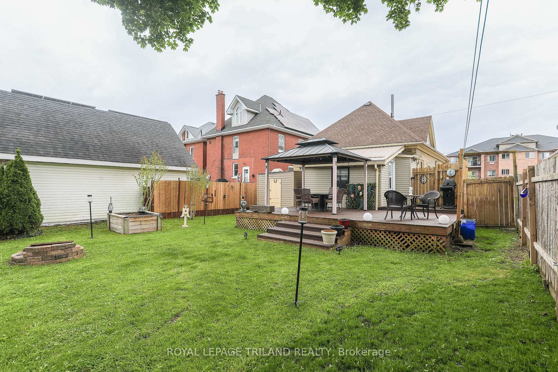 Photo 34 of 51 Locust Street, St. Thomas — HOMEH