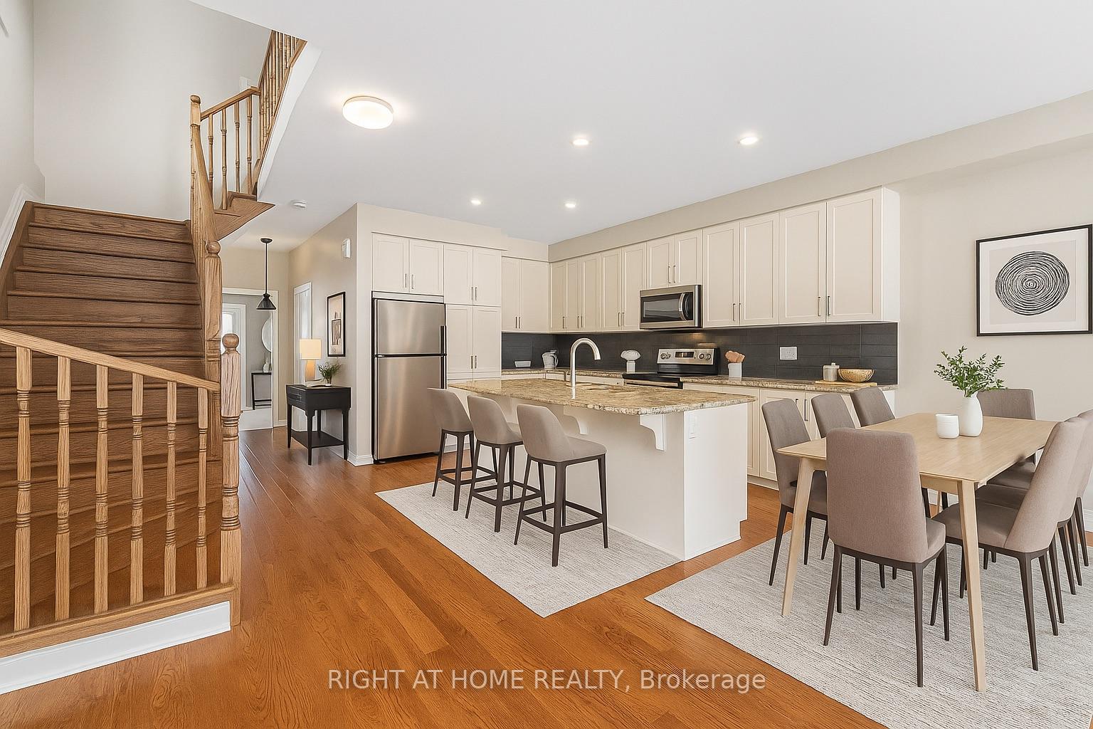 Photo 5 of 907 Orvieto Way, Ottawa, Remainder of Stittsville & Area — HOMEH