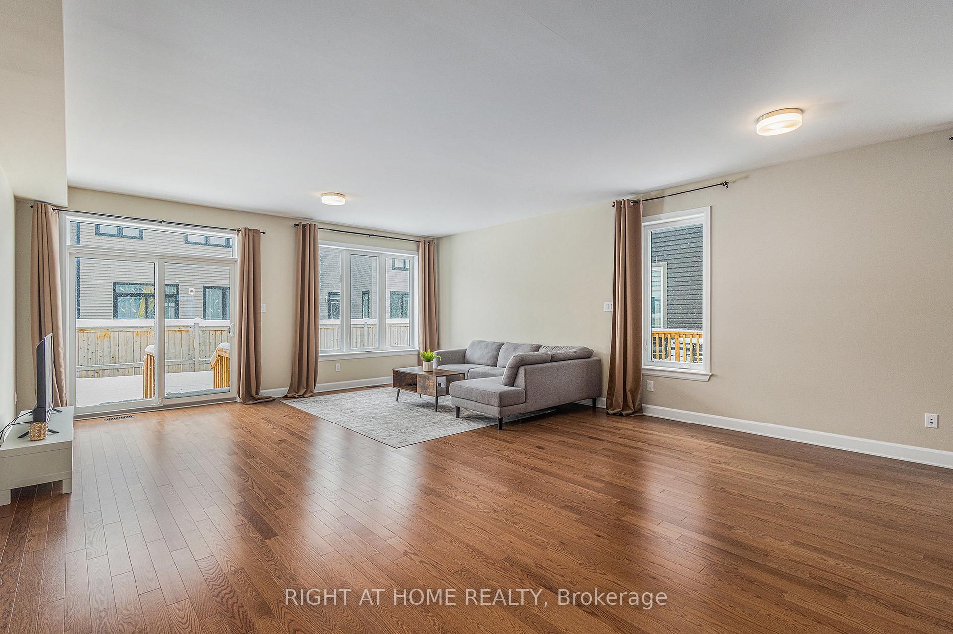 Photo 9 of 907 Orvieto Way, Ottawa, Remainder of Stittsville & Area — HOMEH