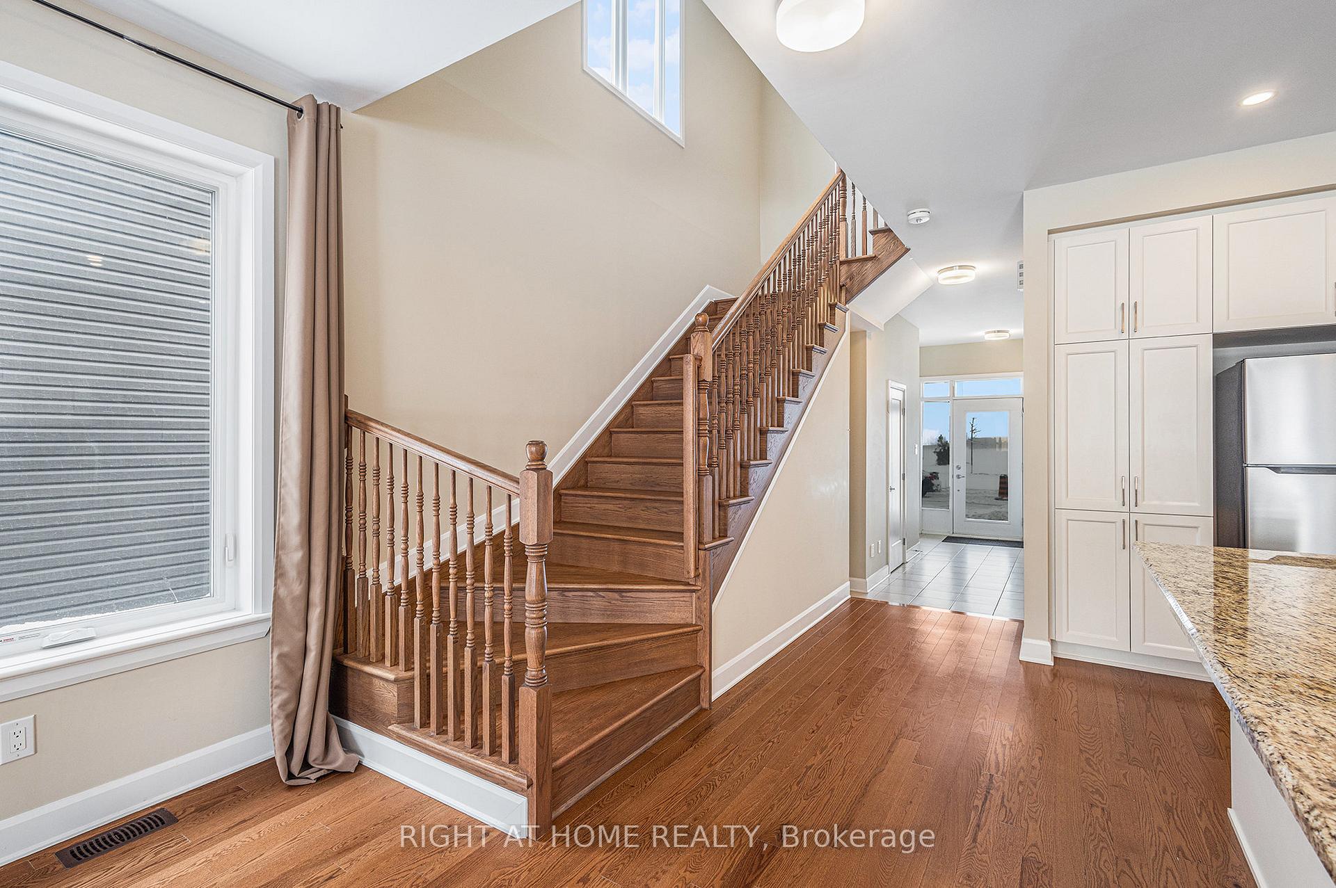 Photo 11 of 907 Orvieto Way, Ottawa, Remainder of Stittsville & Area — HOMEH