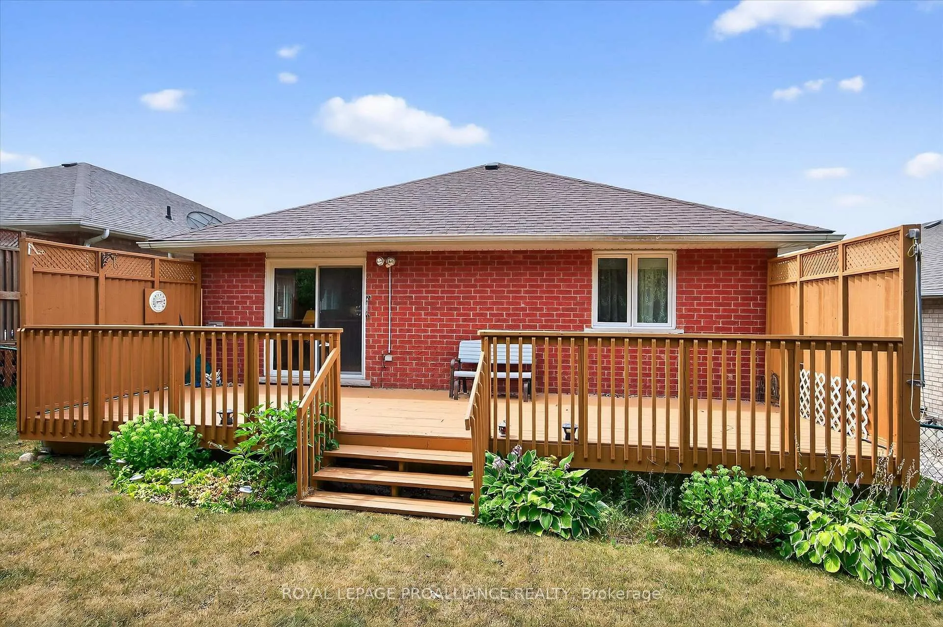 Photo 180 of 337 Bianco Crescent, Peterborough, Monaghan Ward 2 — HOMEH