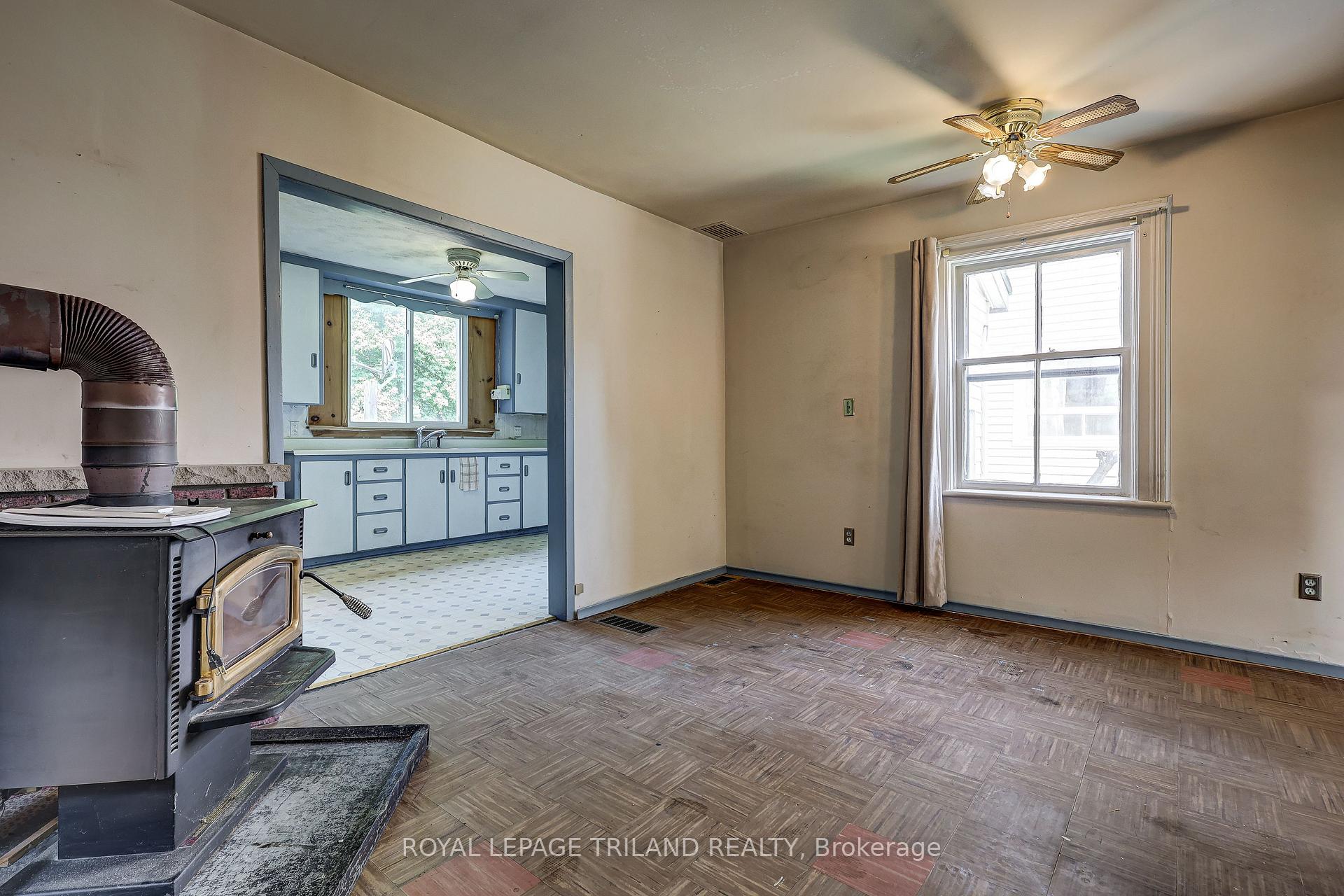 Photo 13 of 78 Manitoba Street, St. Thomas — HOMEH