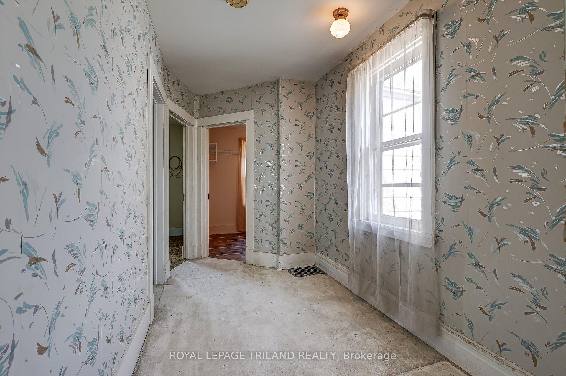 Photo 22 of 78 Manitoba Street, St. Thomas — HOMEH