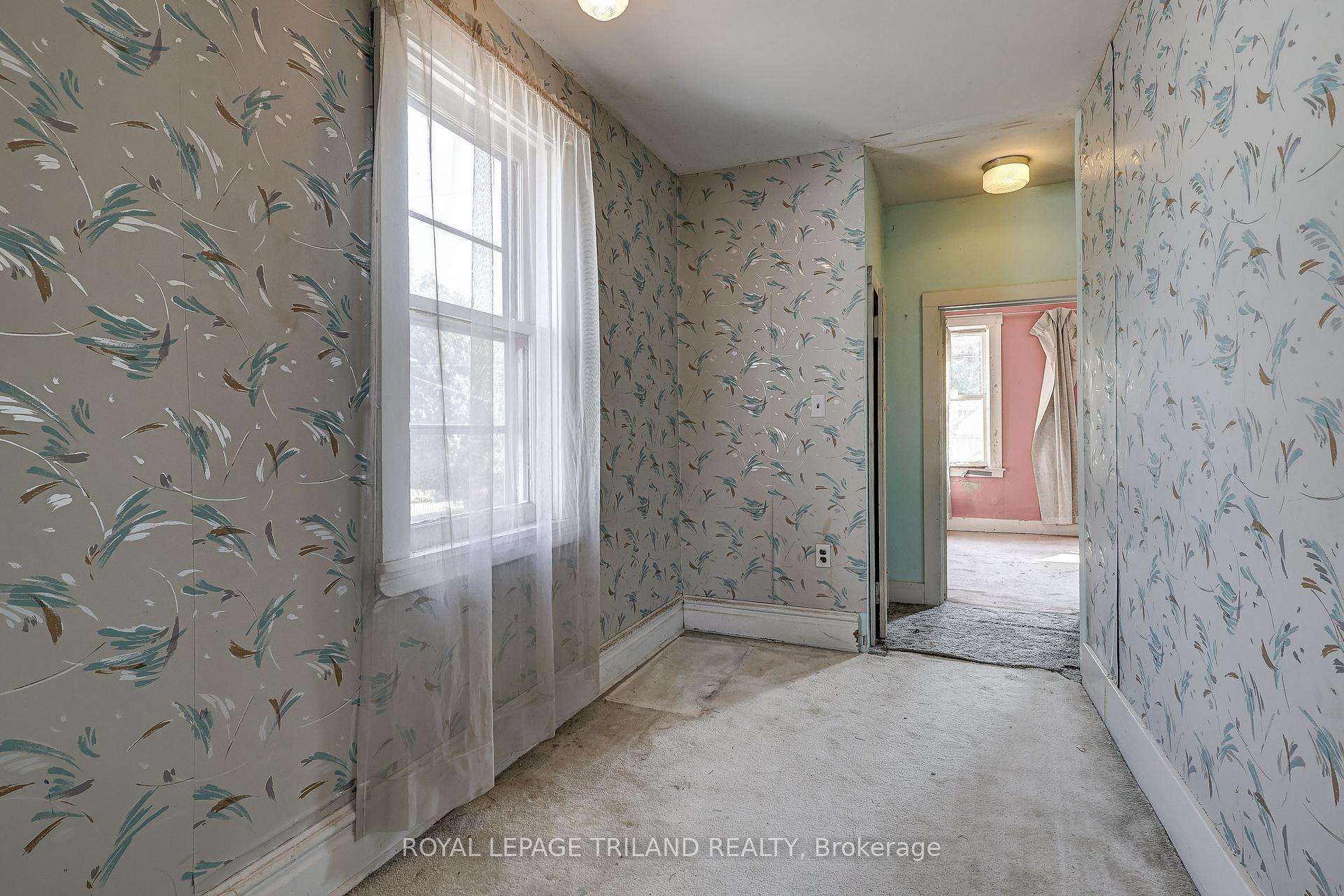 Photo 23 of 78 Manitoba Street, St. Thomas — HOMEH