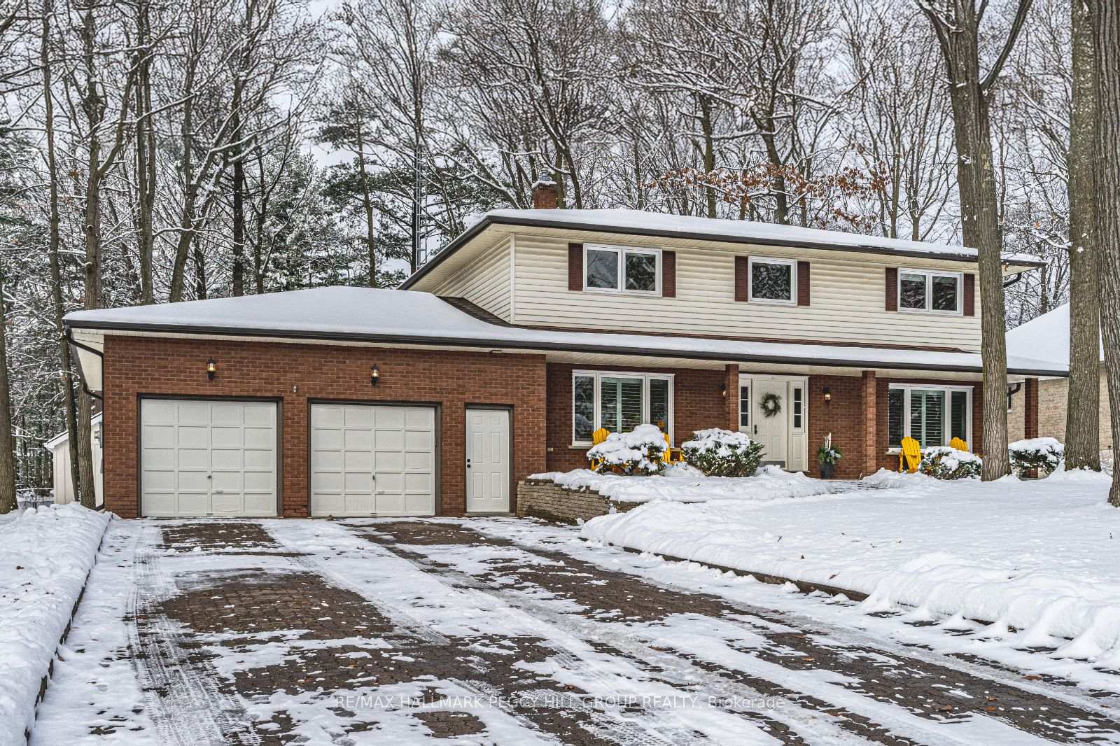 Front of 1166 Sunnidale Road