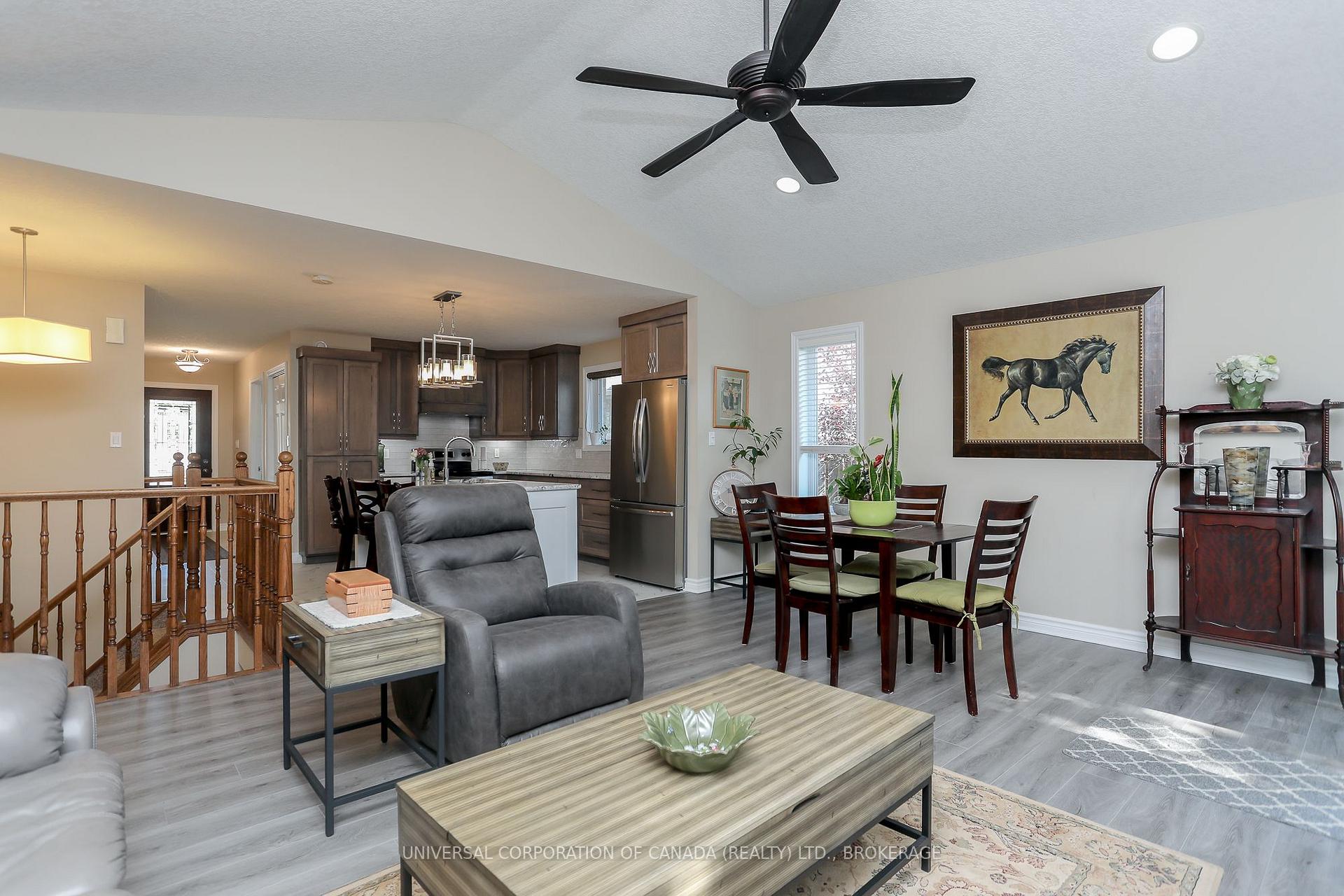 Photo 18 of 19 Harvest Court, St. Thomas — HOMEH