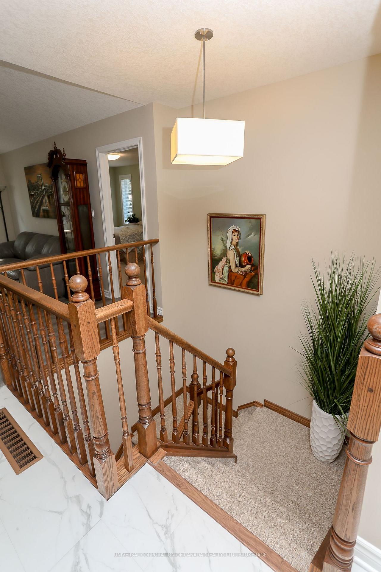 Photo 26 of 19 Harvest Court, St. Thomas — HOMEH