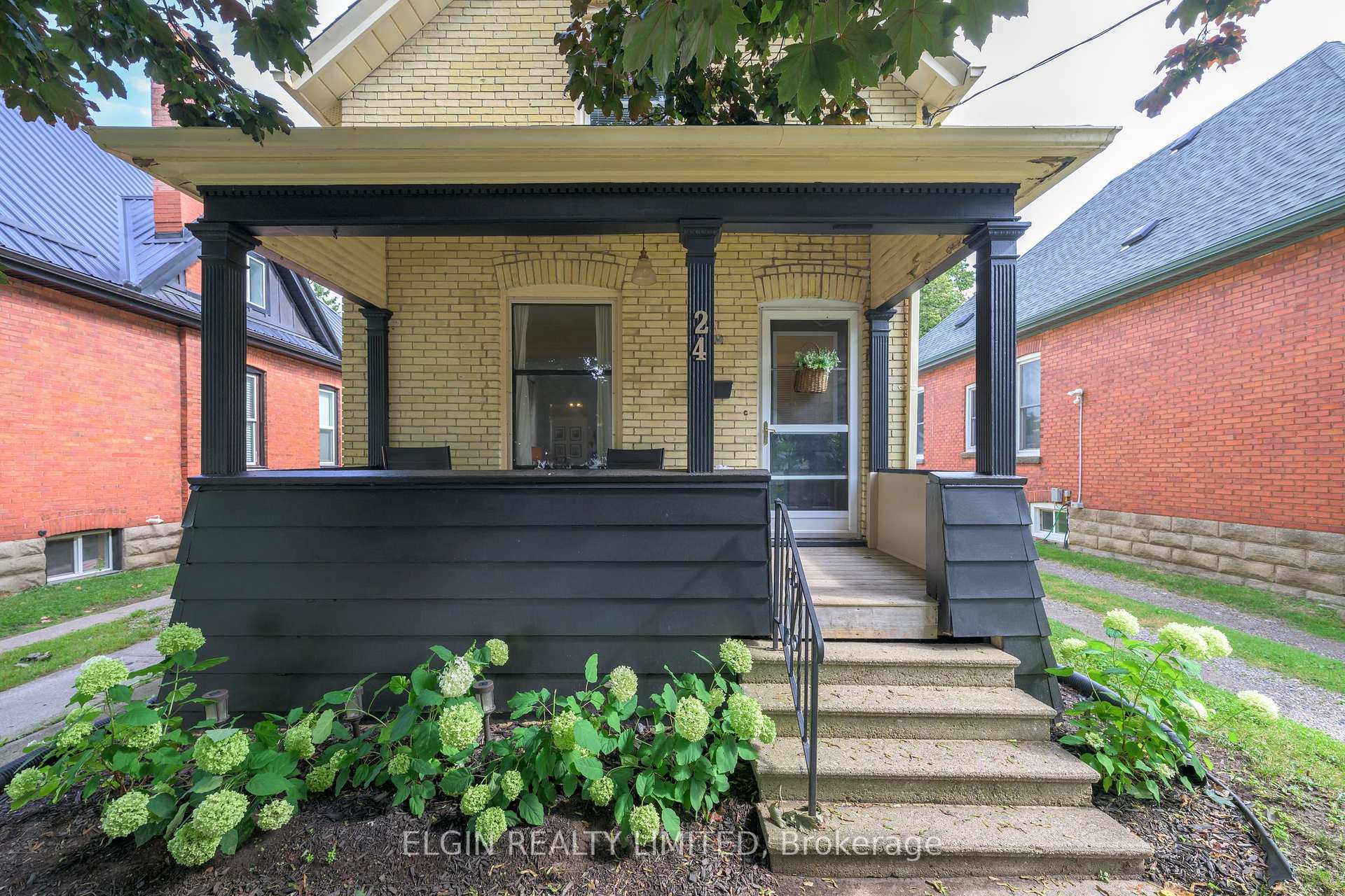 Photo 23 of 24 Maple Street, St. Thomas — HOMEH
