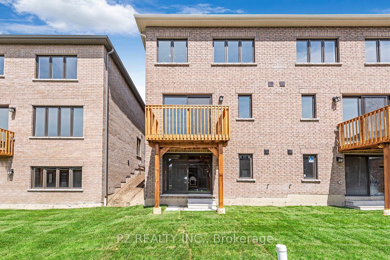 Photo 2 of 18 Wild Ginger Lane, Springwater, Midhurst — HOMEH