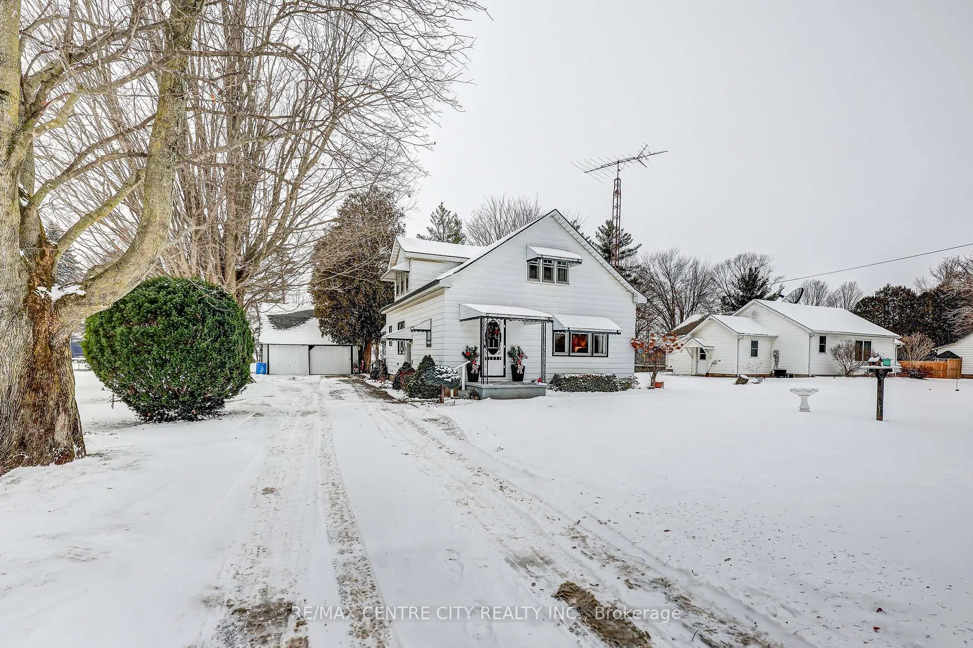 Photo 1 of 6745 Richmond Road, Malahide, Calton — HOMEH