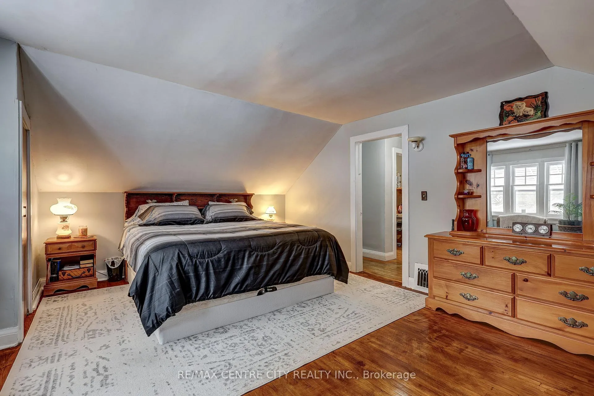Photo 18 of 6745 Richmond Road, Malahide, Calton — HOMEH
