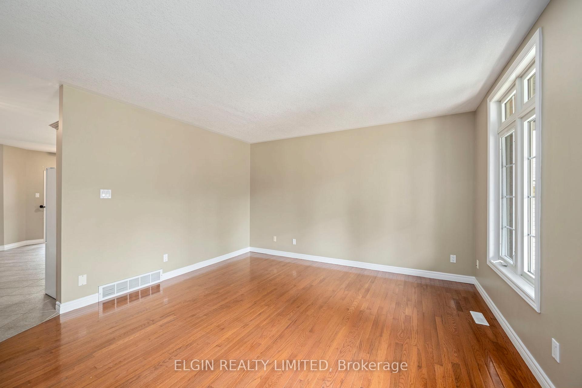 Photo 6 of 18 Rosethorn Court, St. Thomas — HOMEH