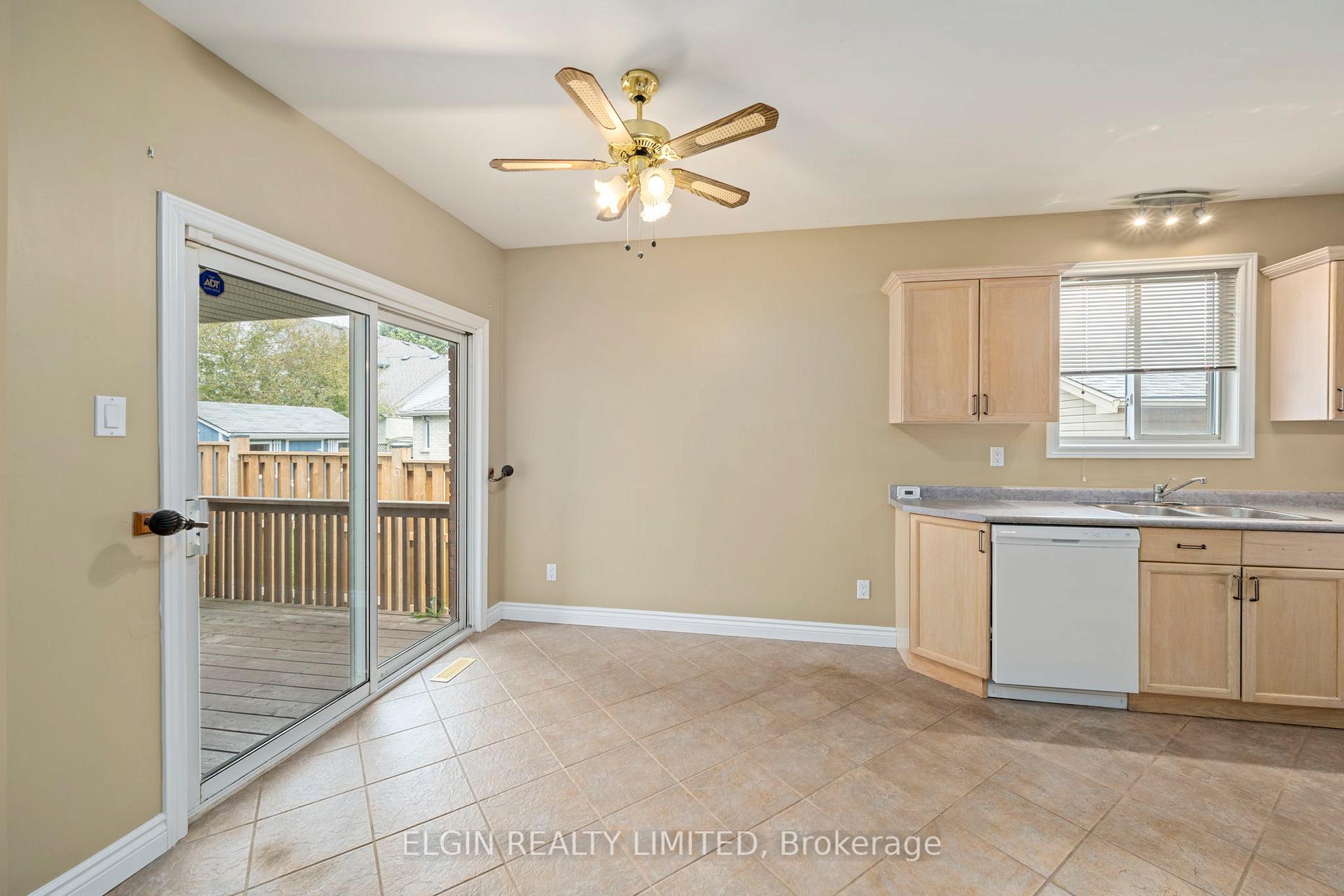 Photo 9 of 18 Rosethorn Court, St. Thomas — HOMEH