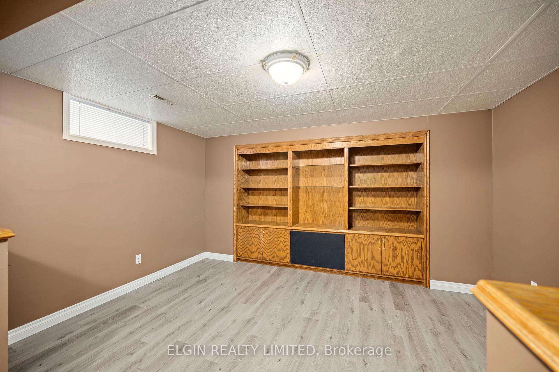 Photo 24 of 18 Rosethorn Court, St. Thomas — HOMEH
