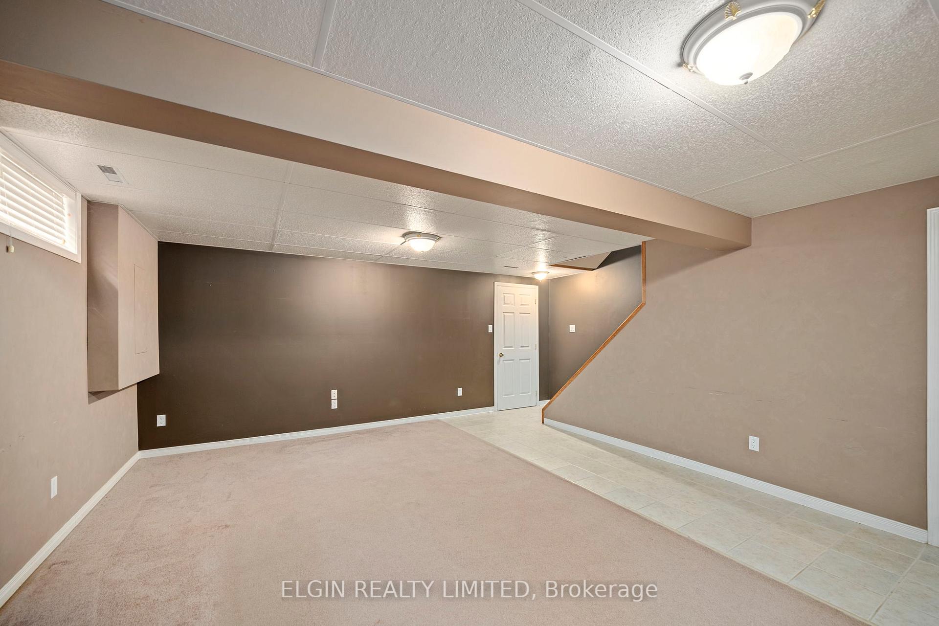 Photo 26 of 18 Rosethorn Court, St. Thomas — HOMEH